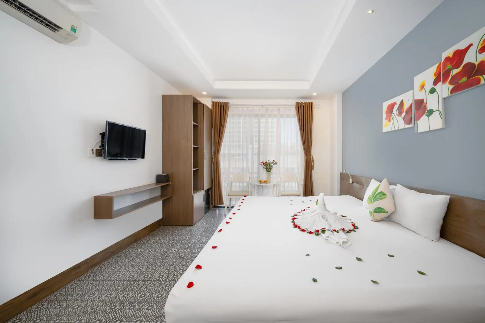 Bedroom, Bed in Raon Danang Beach - STAY 24H