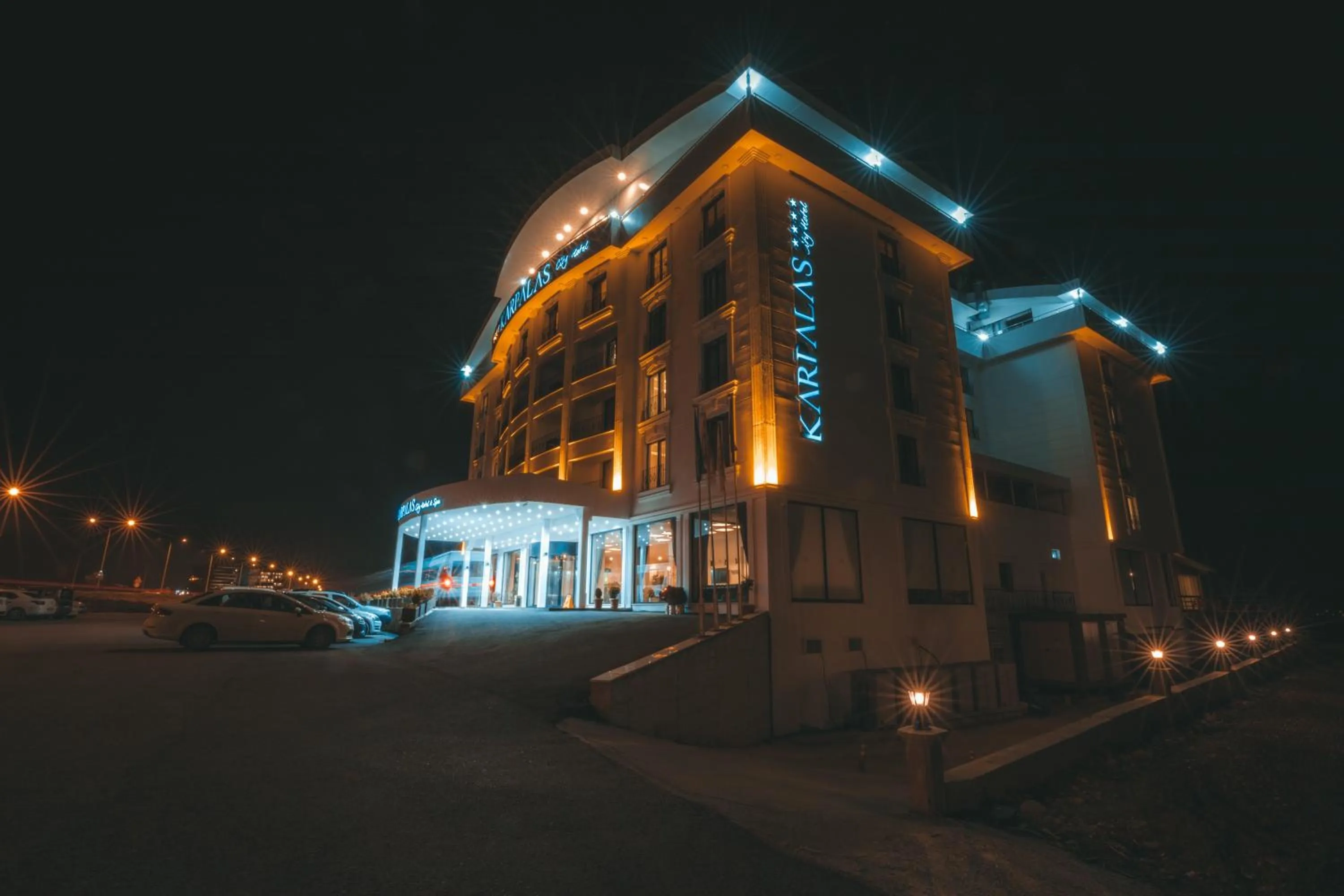Property building in Karpalas City Hotel & Spa