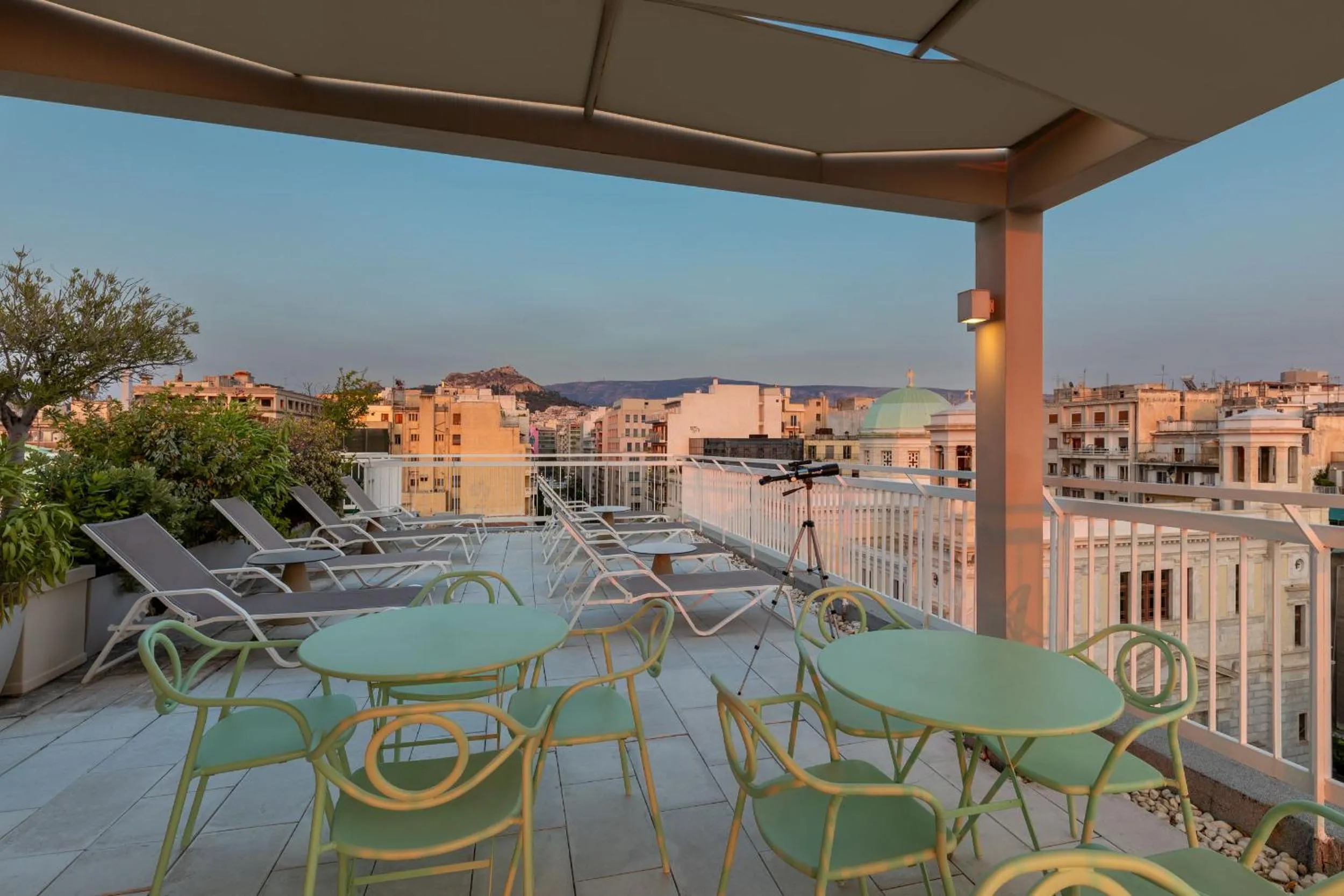 Brown Kubic, a member of Brown Hotels