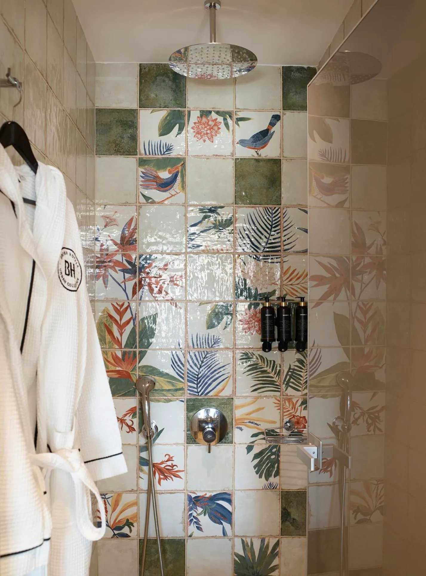 Shower in Brown Kubic, a member of Brown Hotels