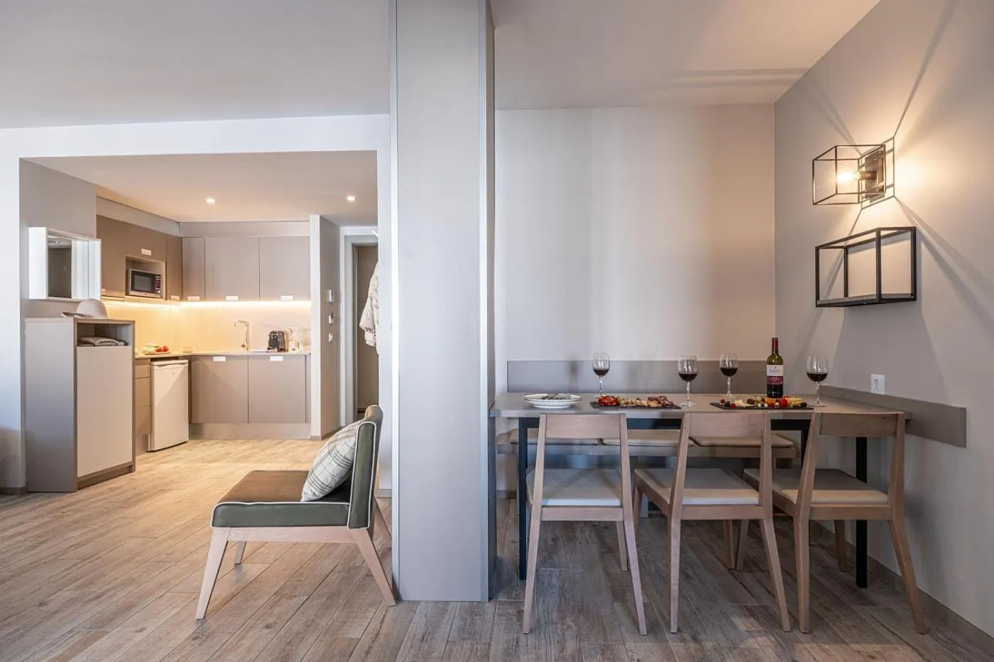 Kitchen or kitchenette in Apartamentos Caribou