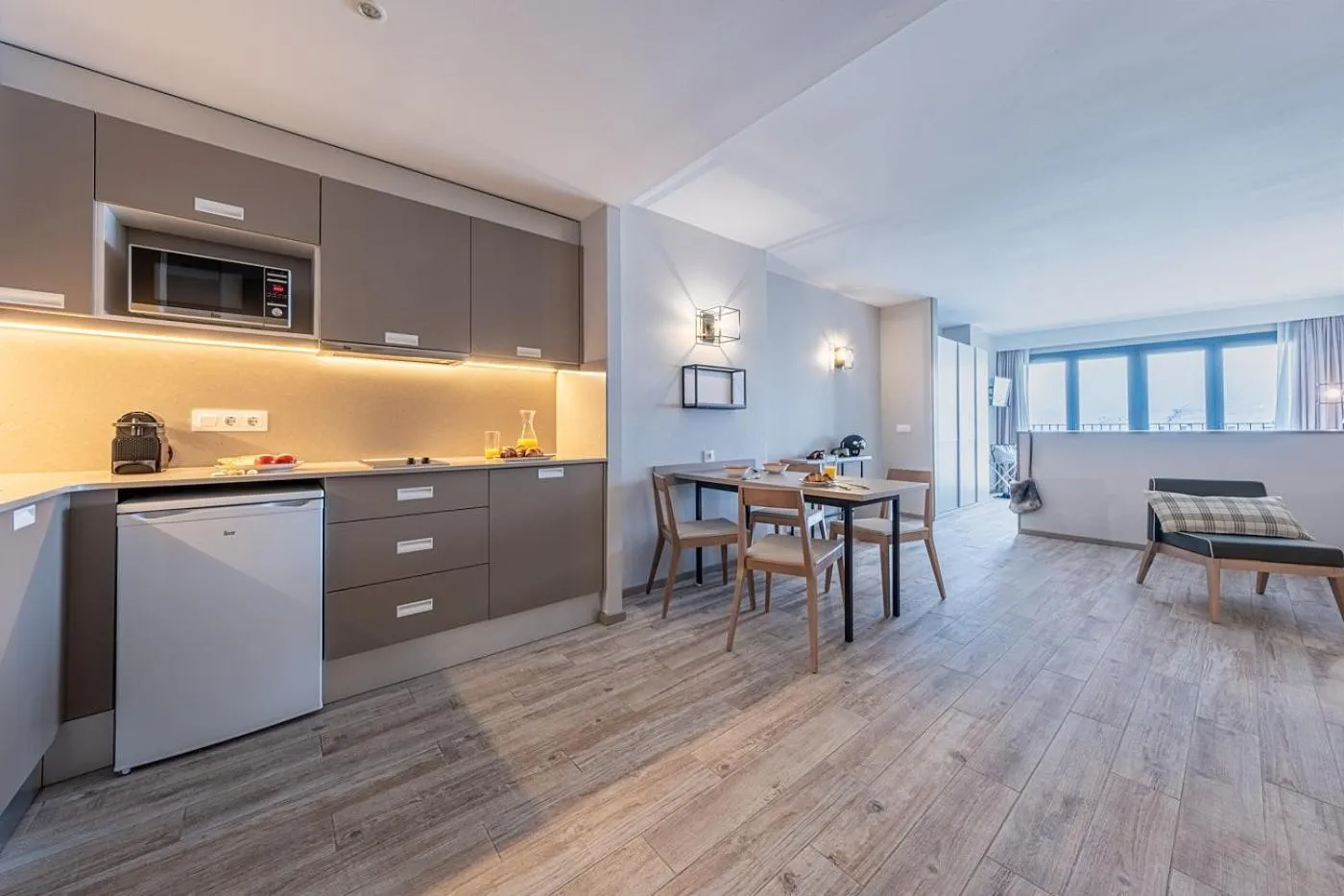 Kitchen or kitchenette in Apartamentos Caribou