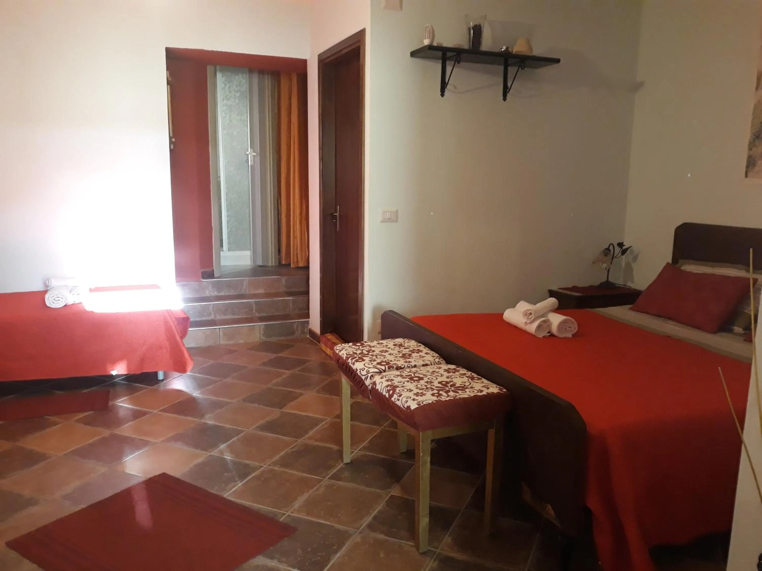 Bed in Bed And Breakfast Delle Grotte
