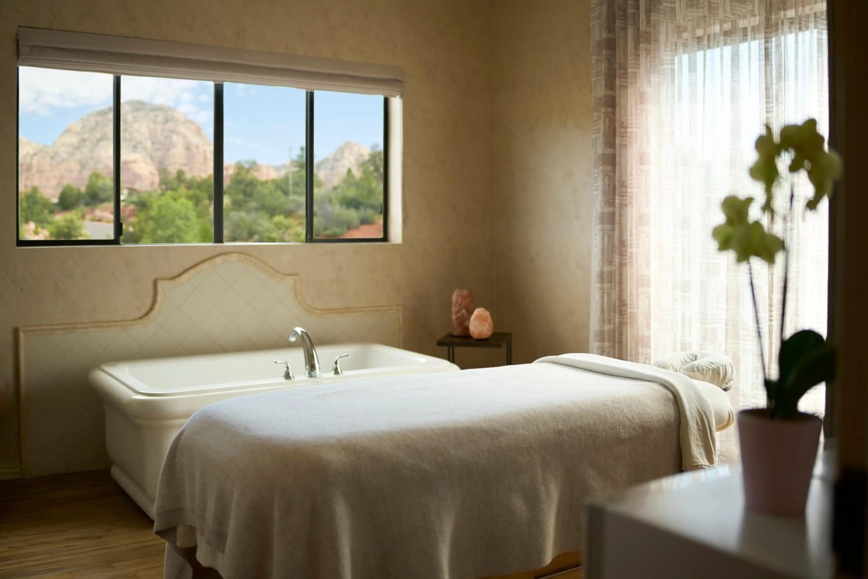 Spa and wellness centre/facilities, Bed in The Wilde Resort and Spa