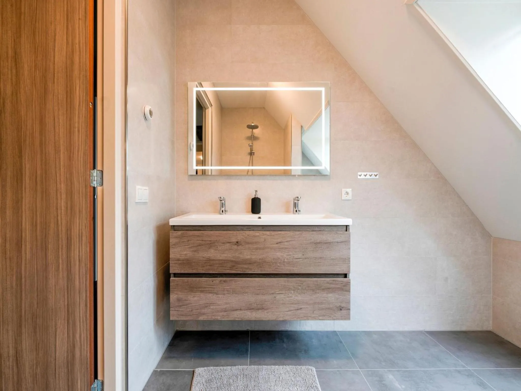 Bathroom in Spacious Farmhouse with Sauna, hottub