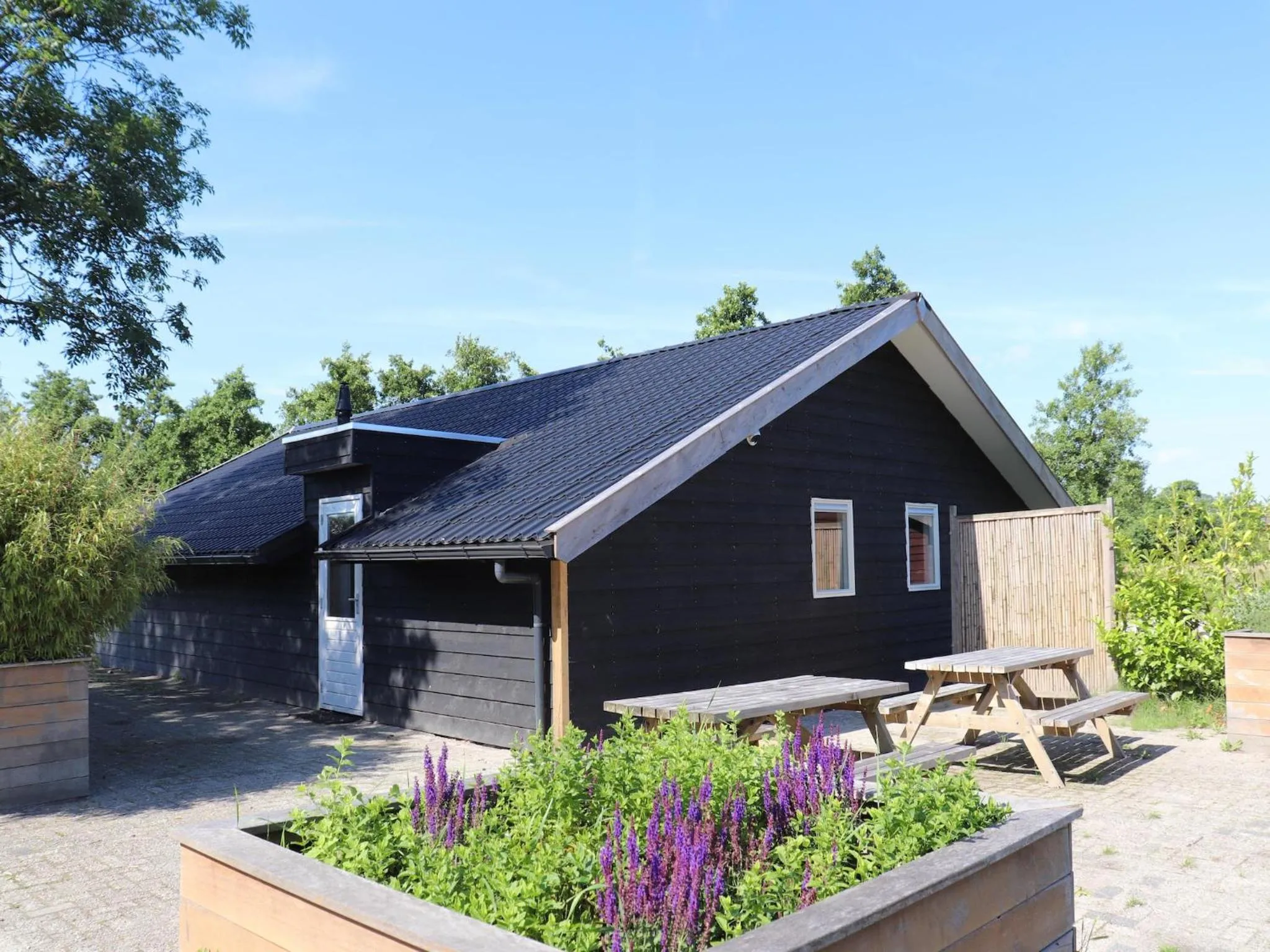 Game Room in Spacious Farmhouse with Sauna, hottub