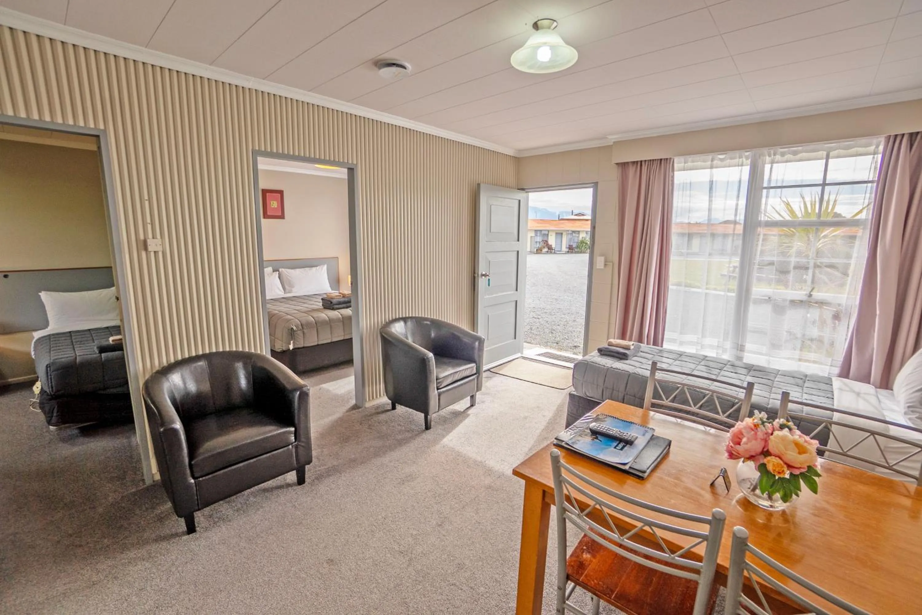 Living room in Kaikoura Motor Inn