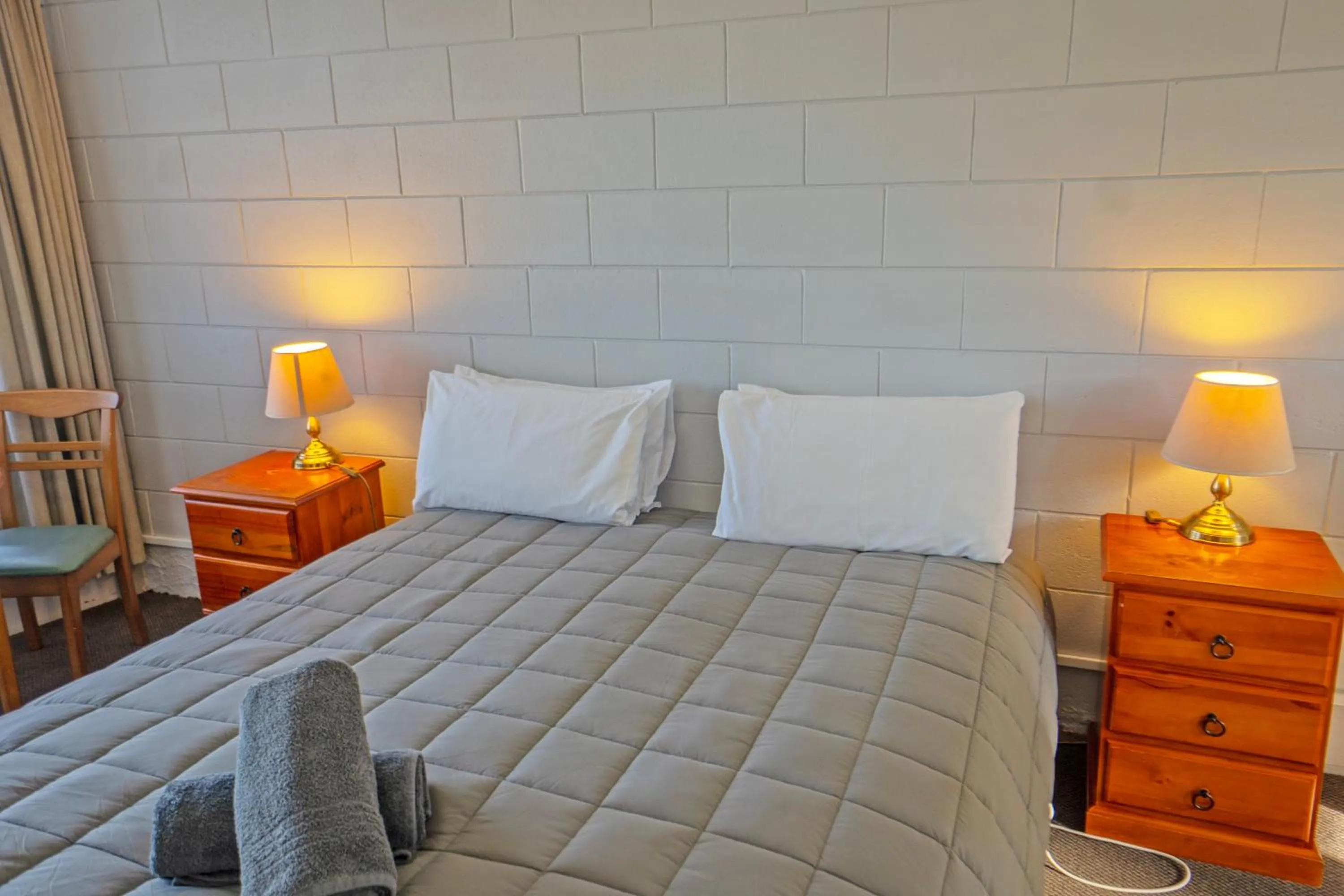 Bed in Kaikoura Motor Inn