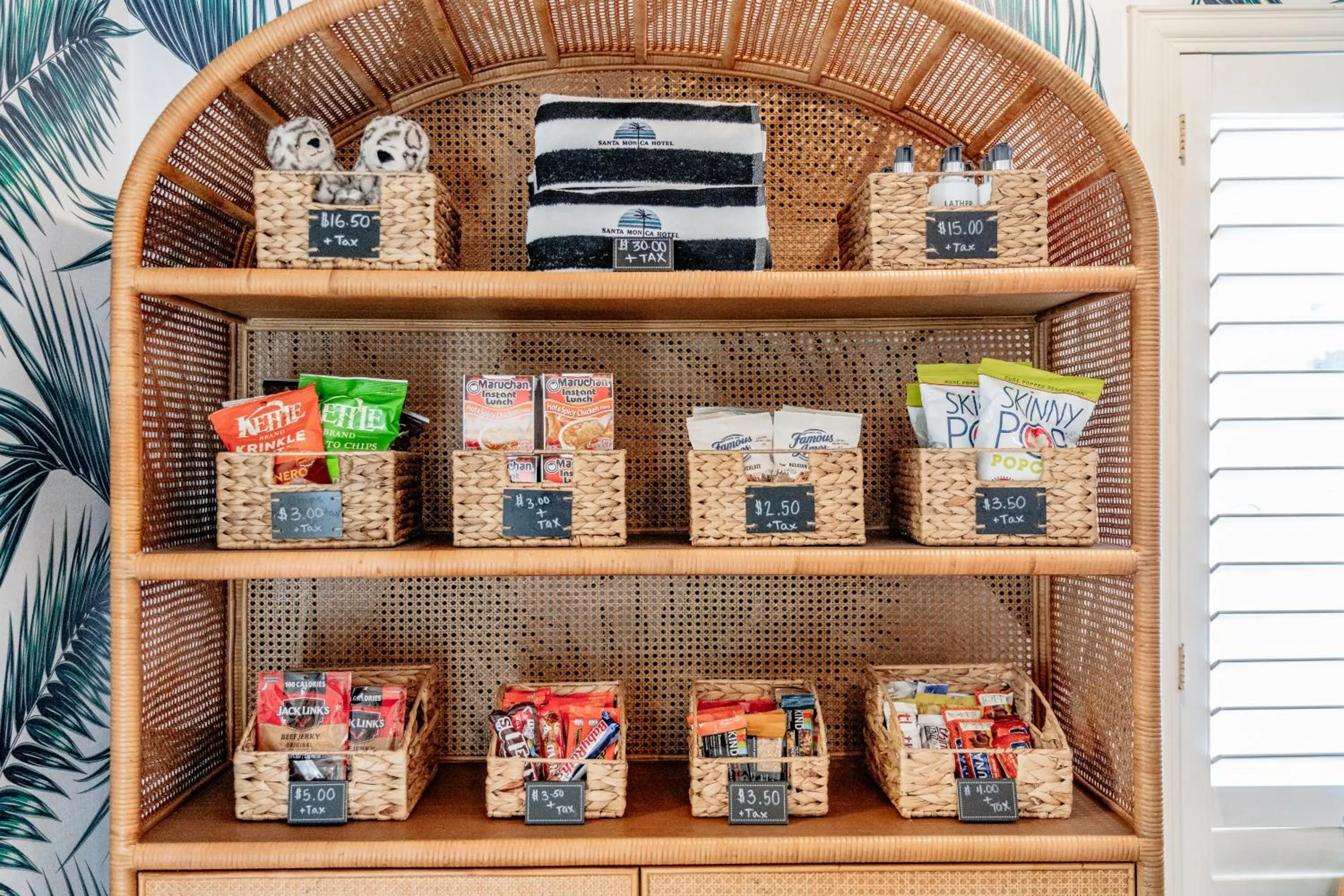 Lobby or reception in Santa Monica Hotel