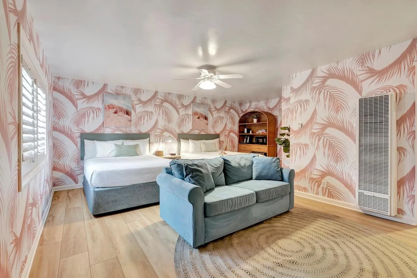 Bed in Santa Monica Hotel