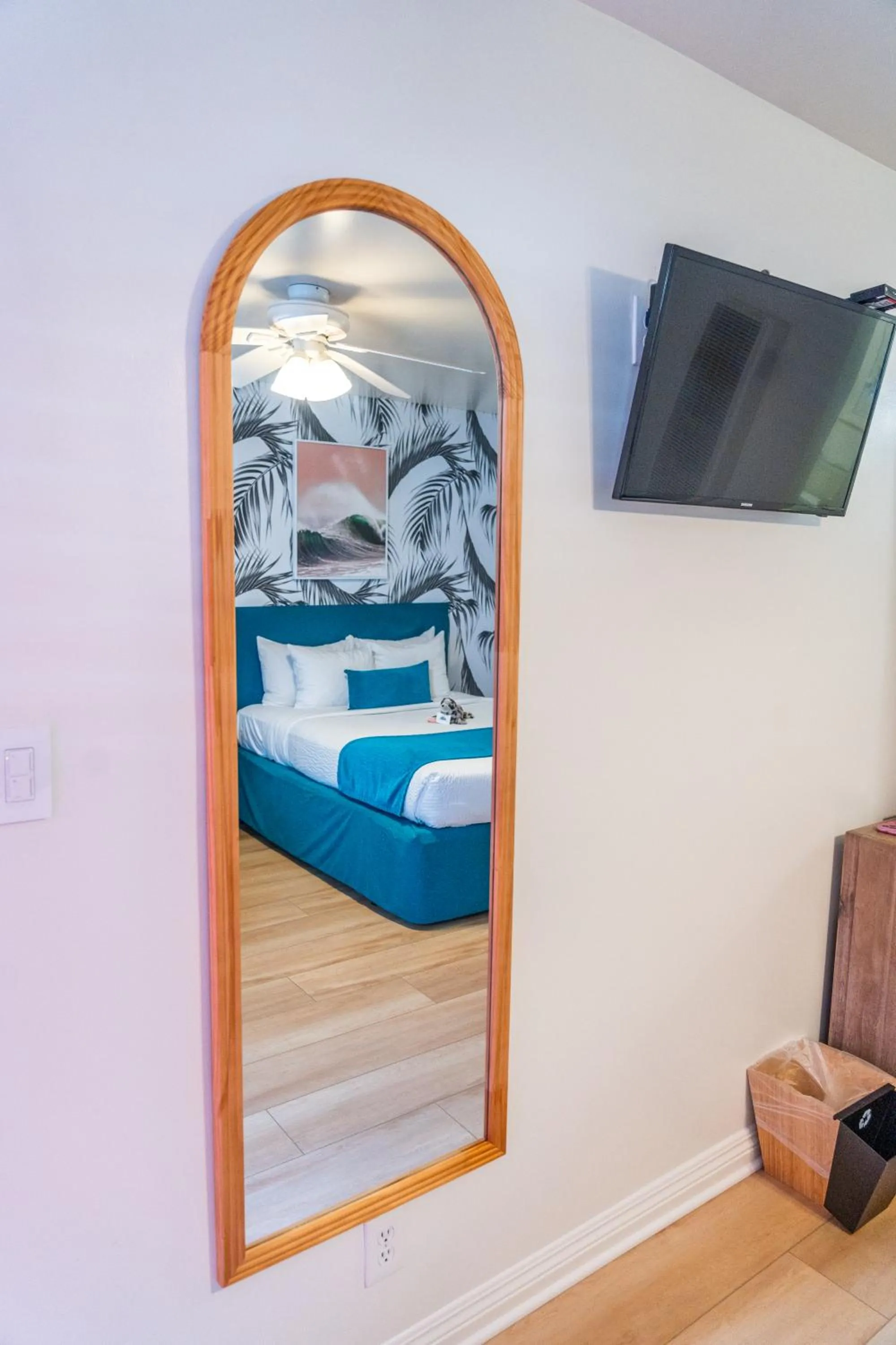 Bed in Santa Monica Hotel