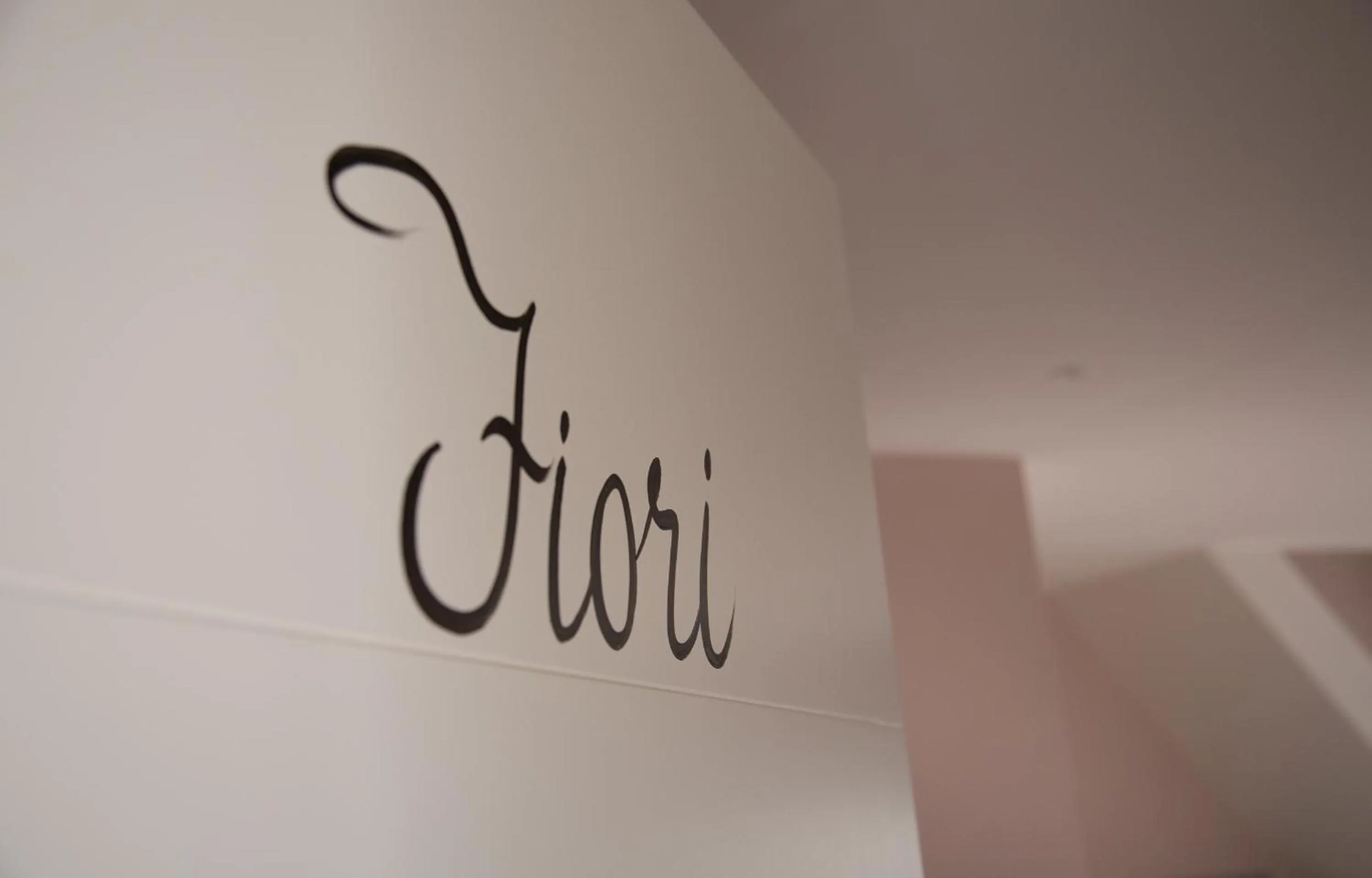 Photo of the whole room in De Verloren Sinjoor