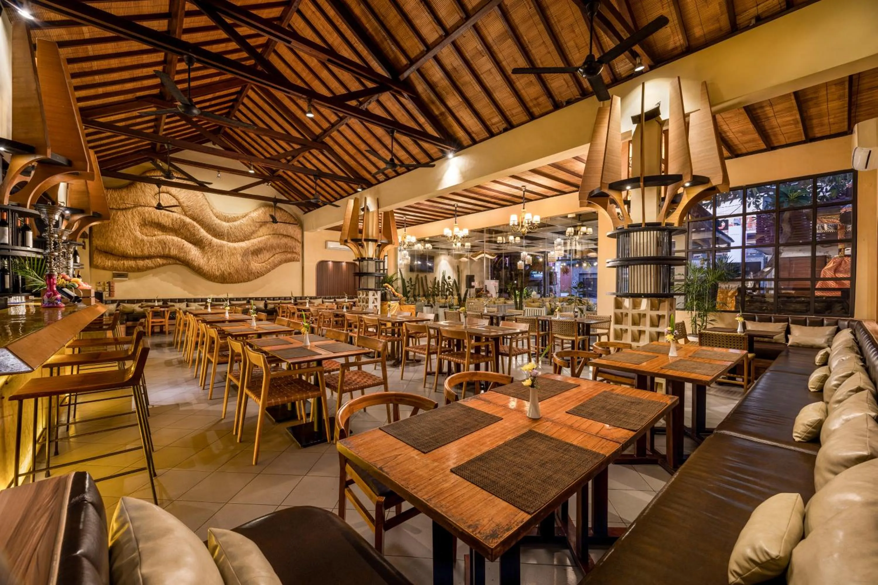 Restaurant/places to eat in Adhi Jaya Hotel