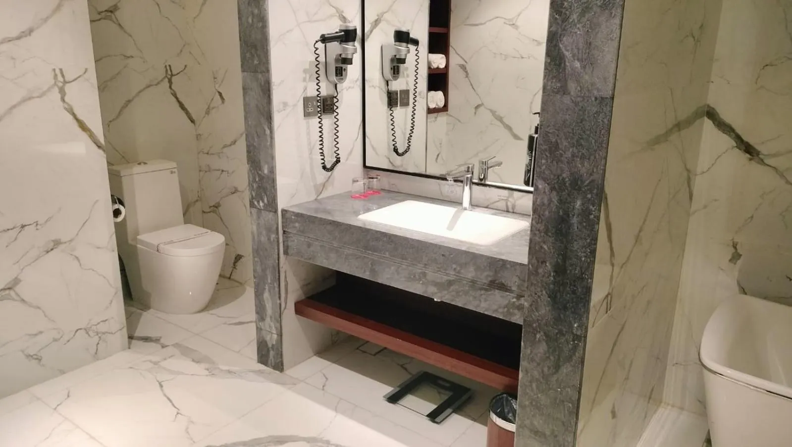 Bathroom in Ramada Hotel & Suites by Wyndham Al Qassim