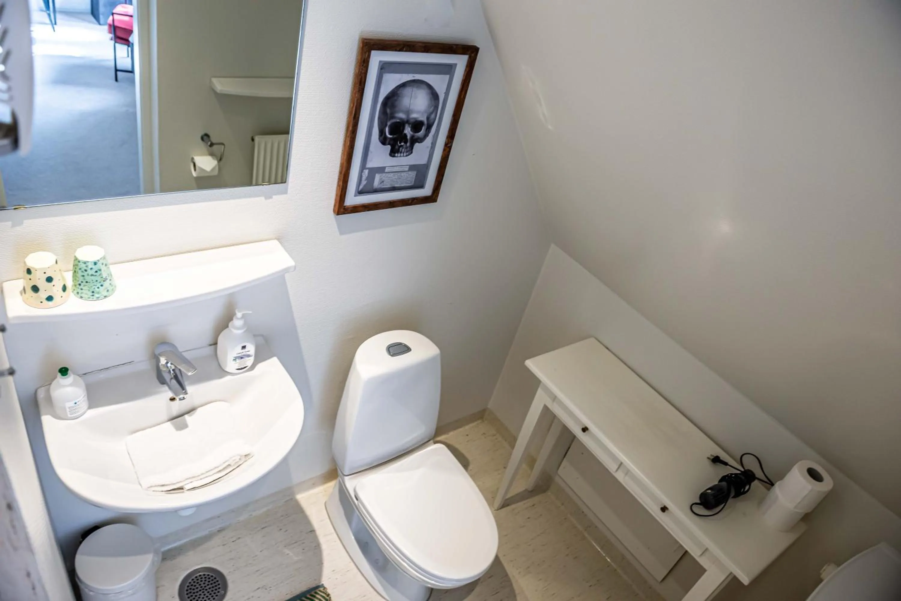Twin Room - single occupancy in Villa A Hotel