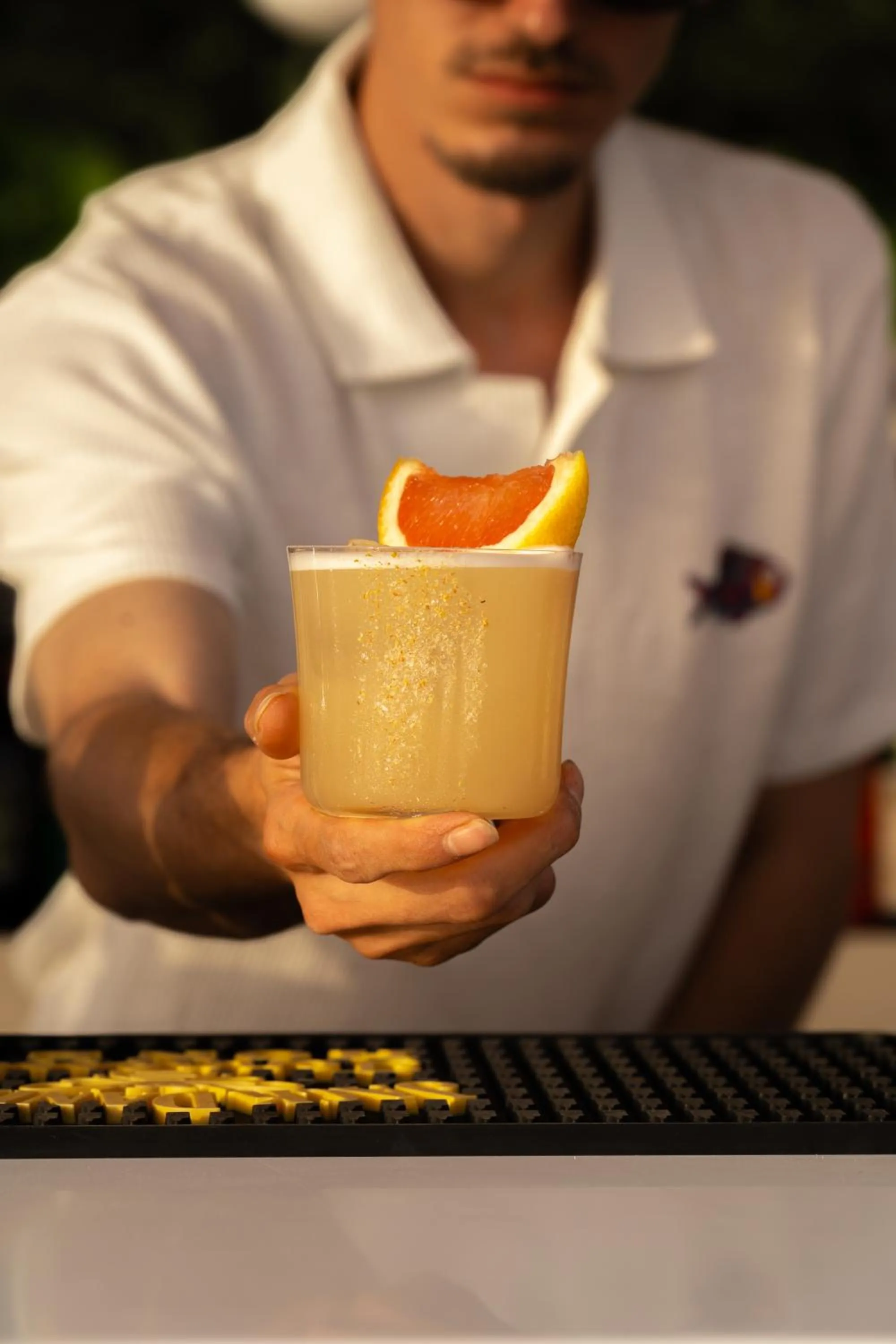 Restaurant/places to eat in Jade Residence