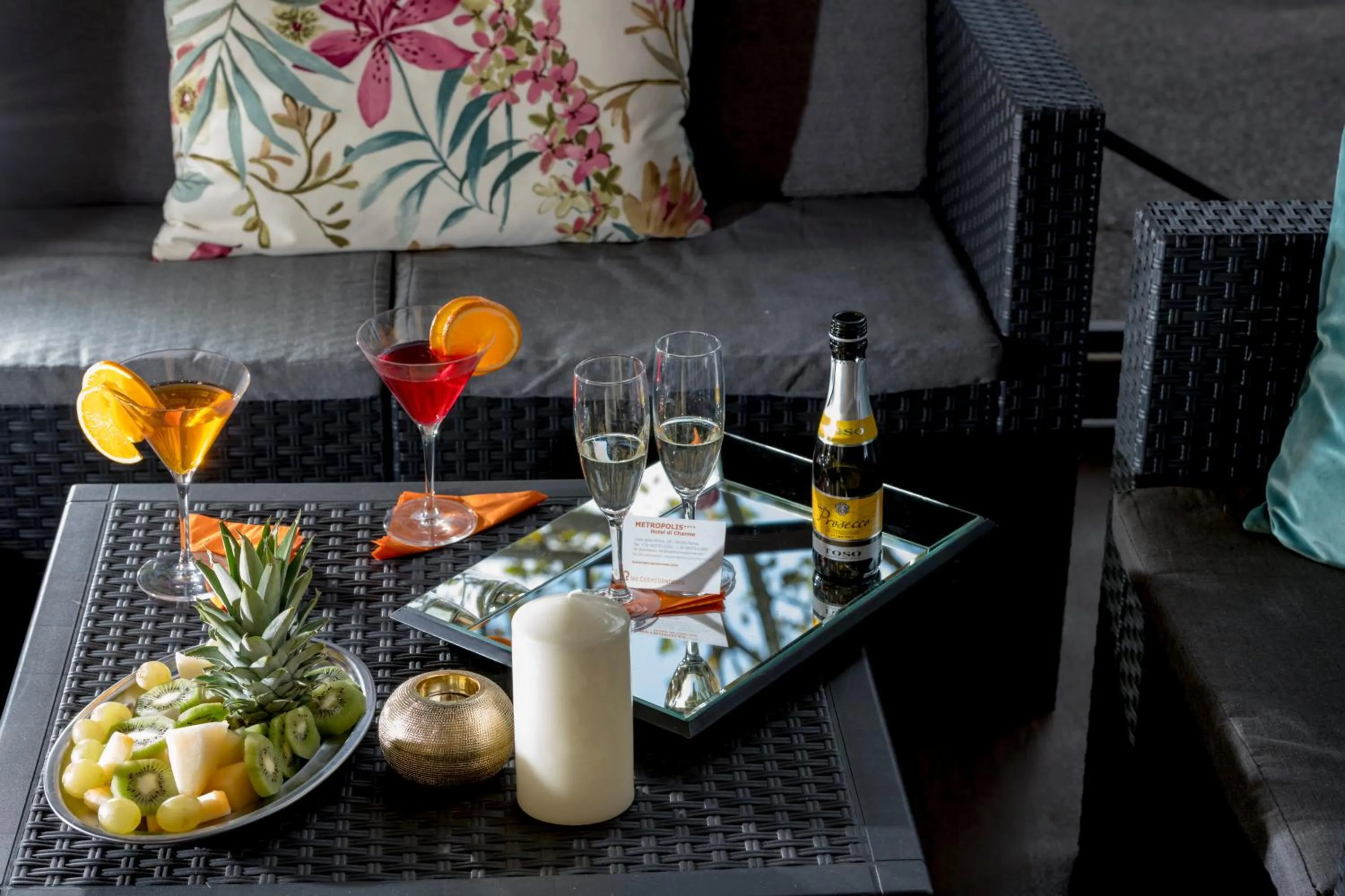 Food and drinks in Hotel Metropolis