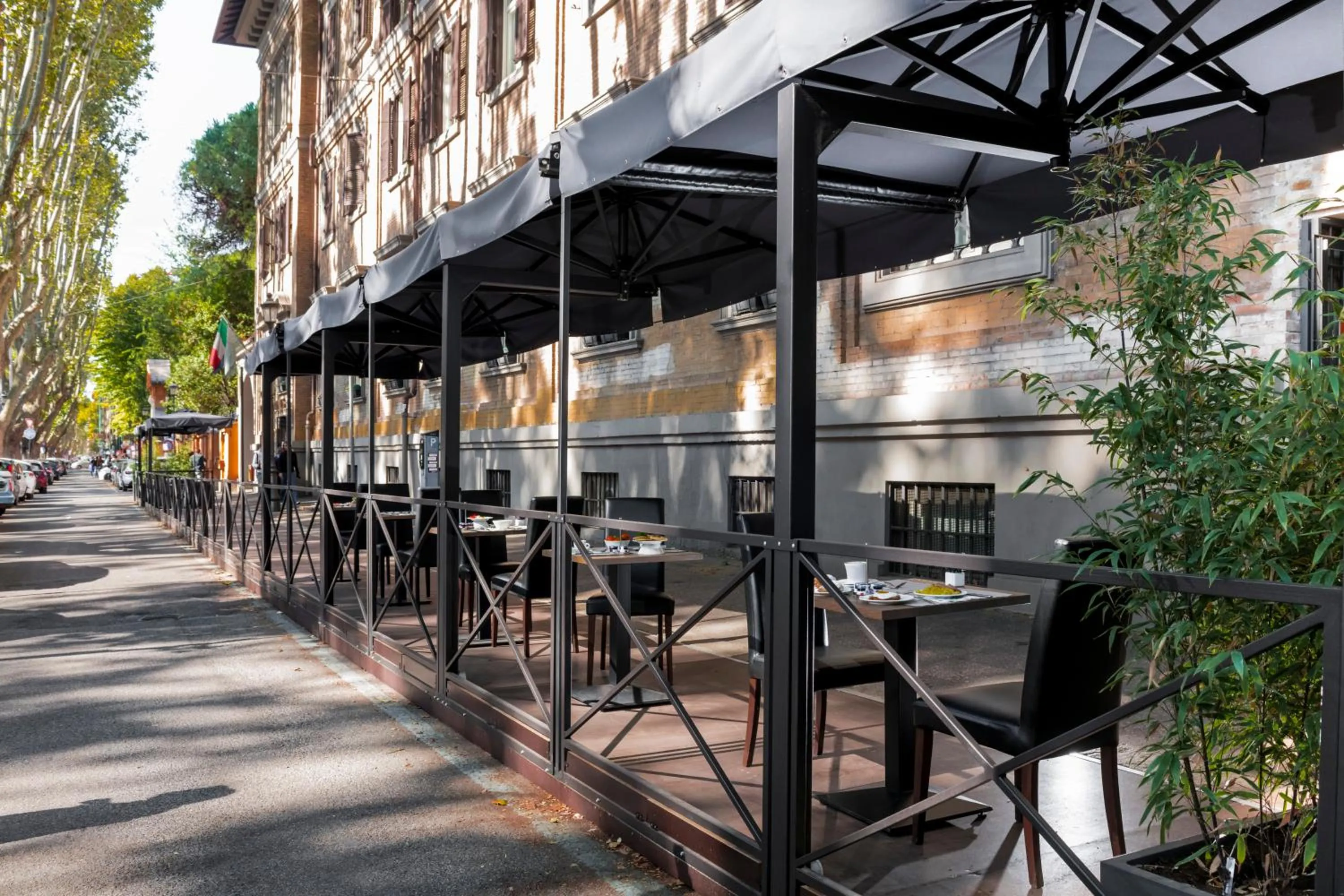 Breakfast in Hotel Metropolis