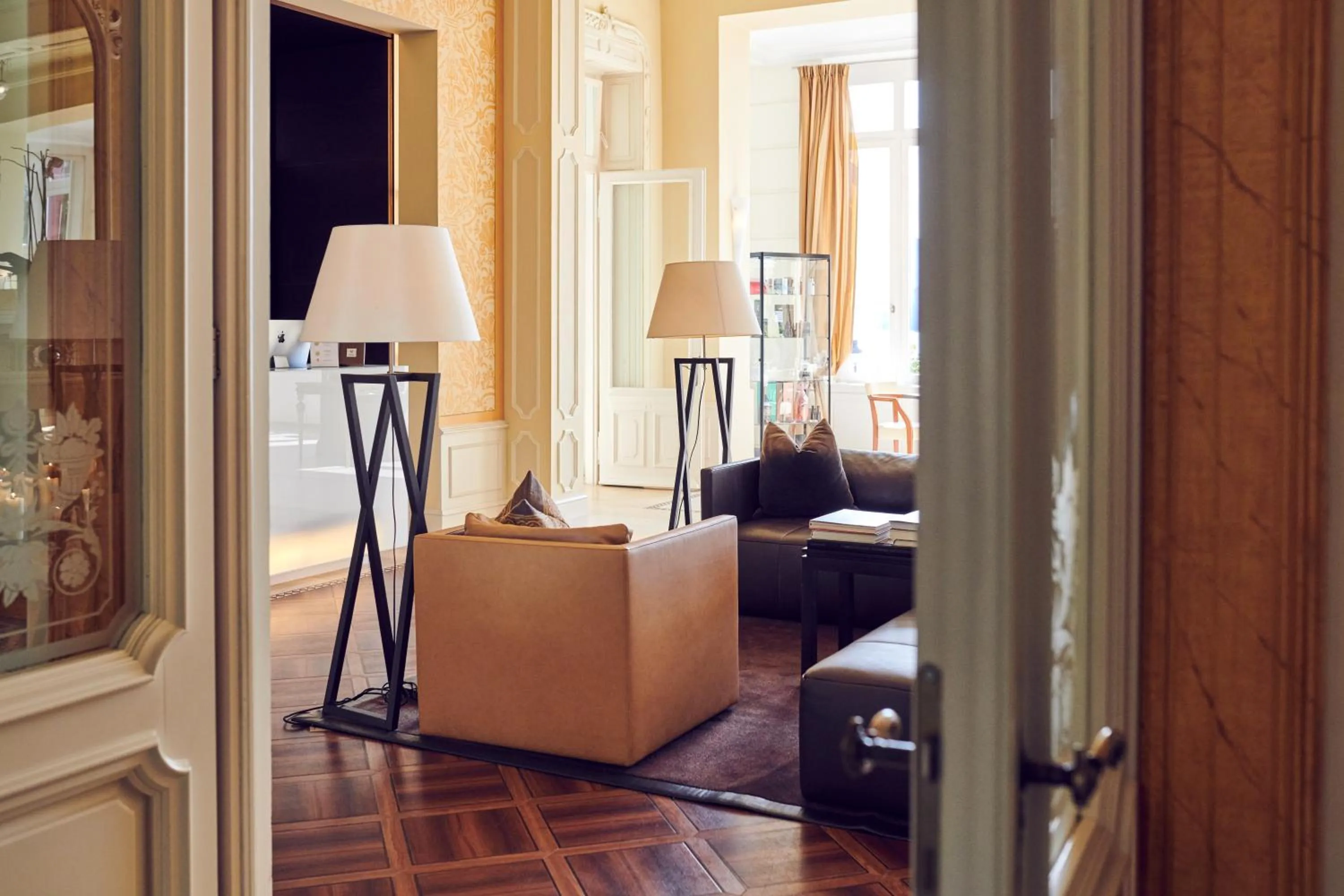 Lobby or reception in Hotel Vitznauerhof - Lifestyle Hideaway at Lake Lucerne