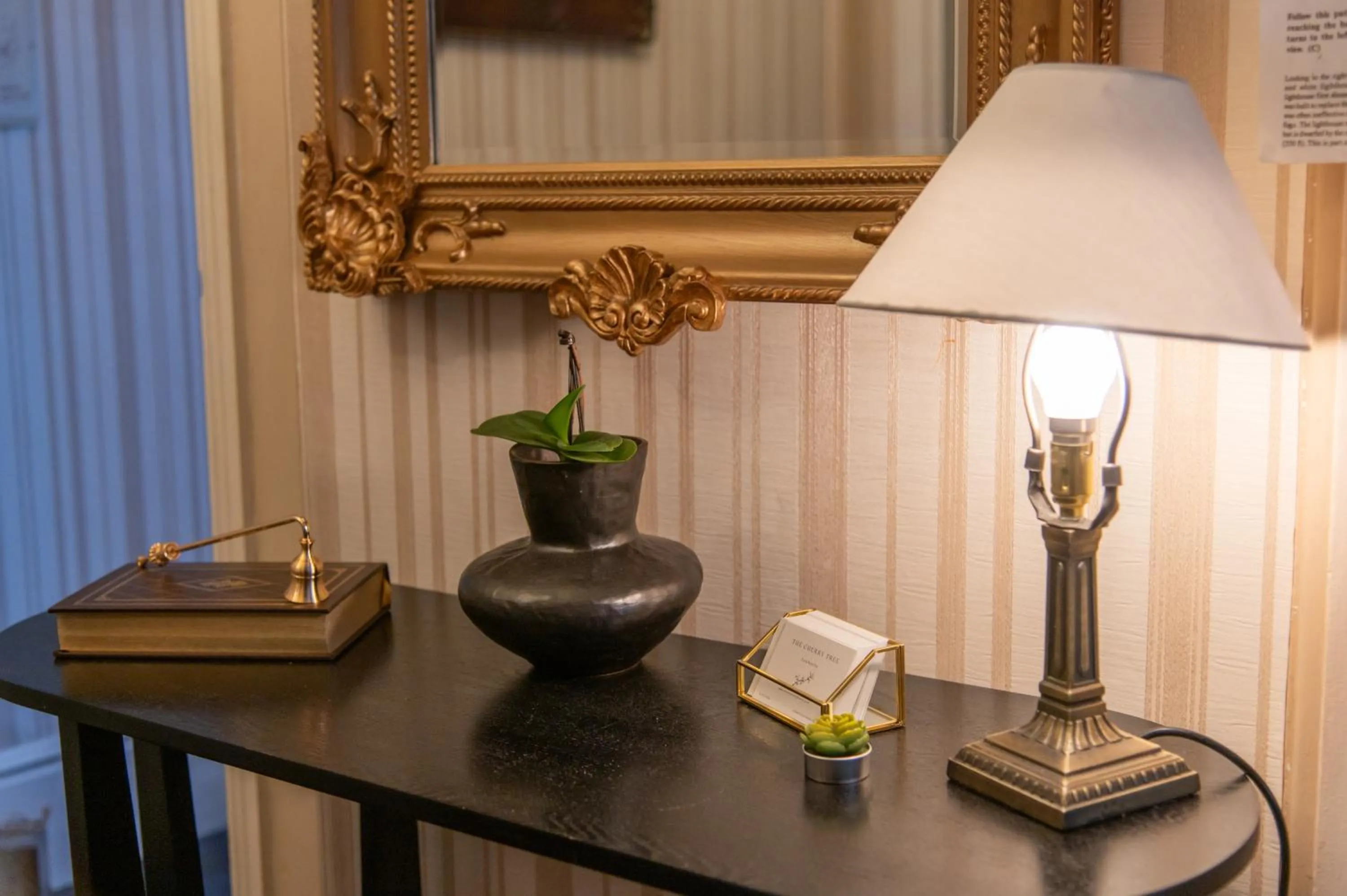 Lobby or reception in The Cherry Tree Guest House