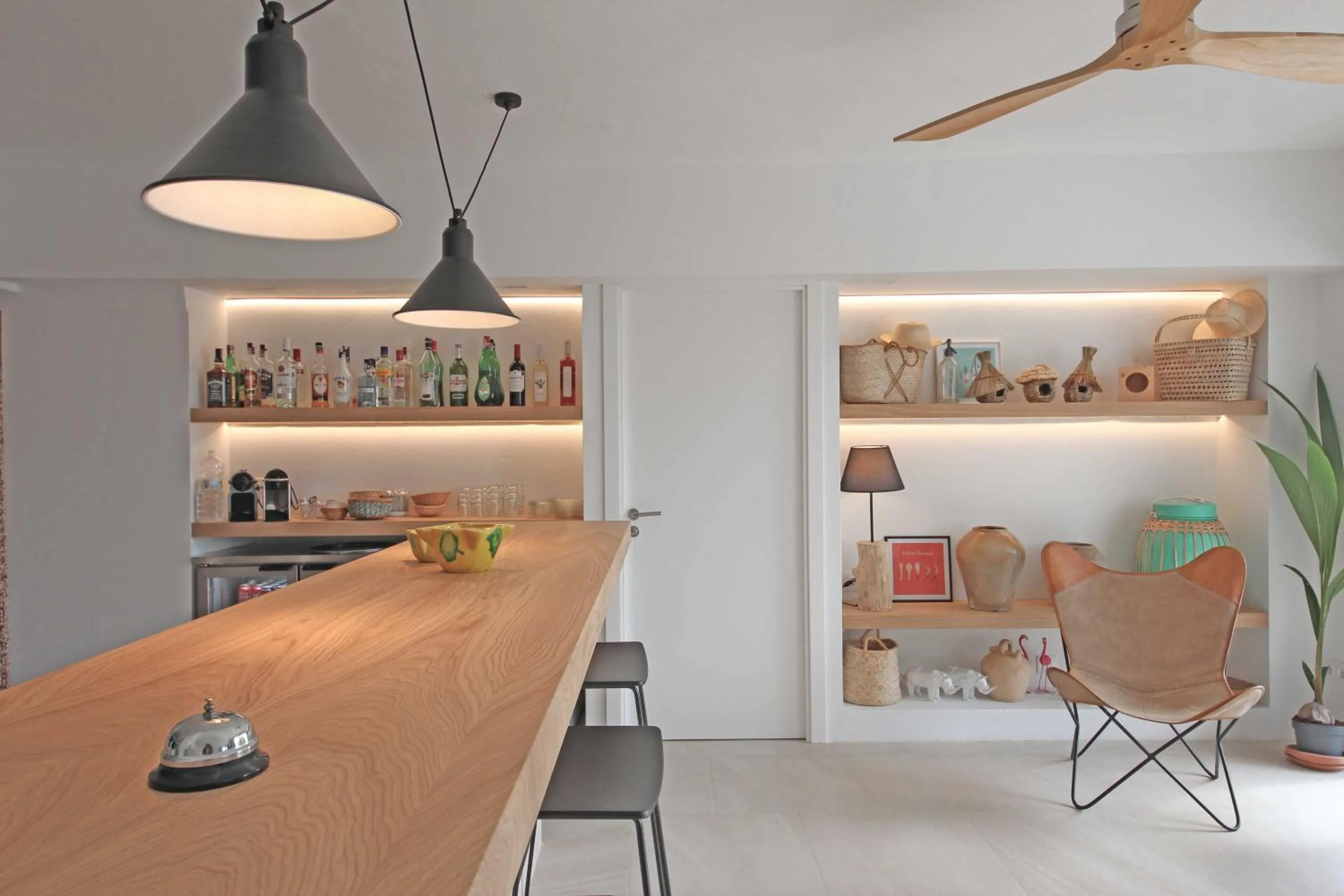 Lounge or bar in Aparthotel Niu d´Aus