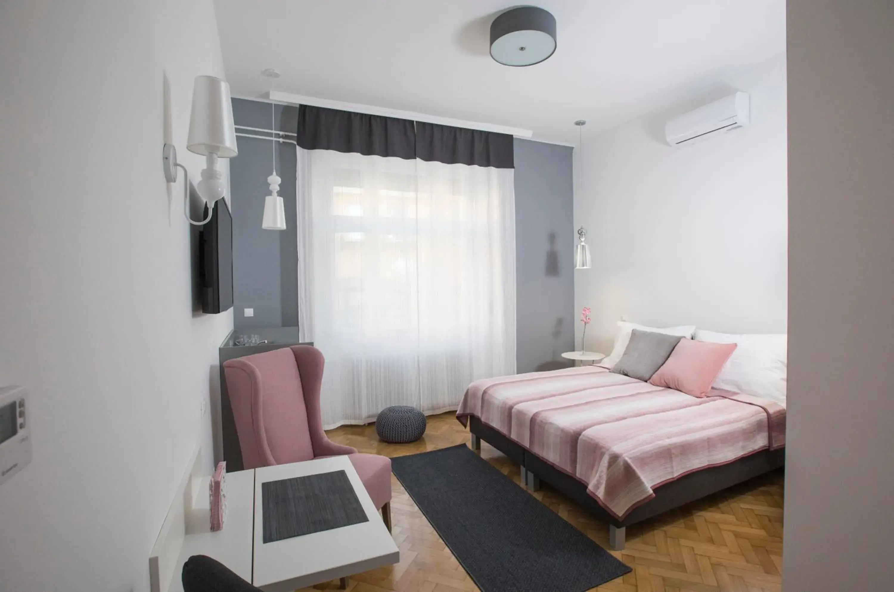 Dóm Apartman Dóm Apartman