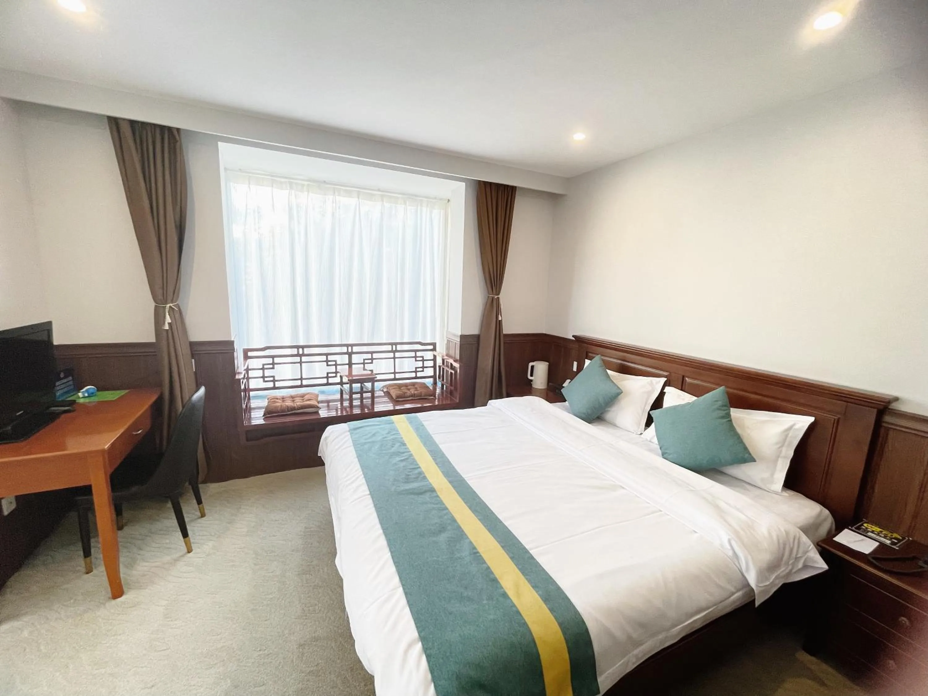 Bedroom, Bed in Beijing RJ Brown city center hotel Forbidden City &Tian'anmen Square ,Near Subway line 8, 3min walk to Temple of Heaven, English Speaking reception , Laundry service ,Free wifi ,Oneday tour to Greatwall