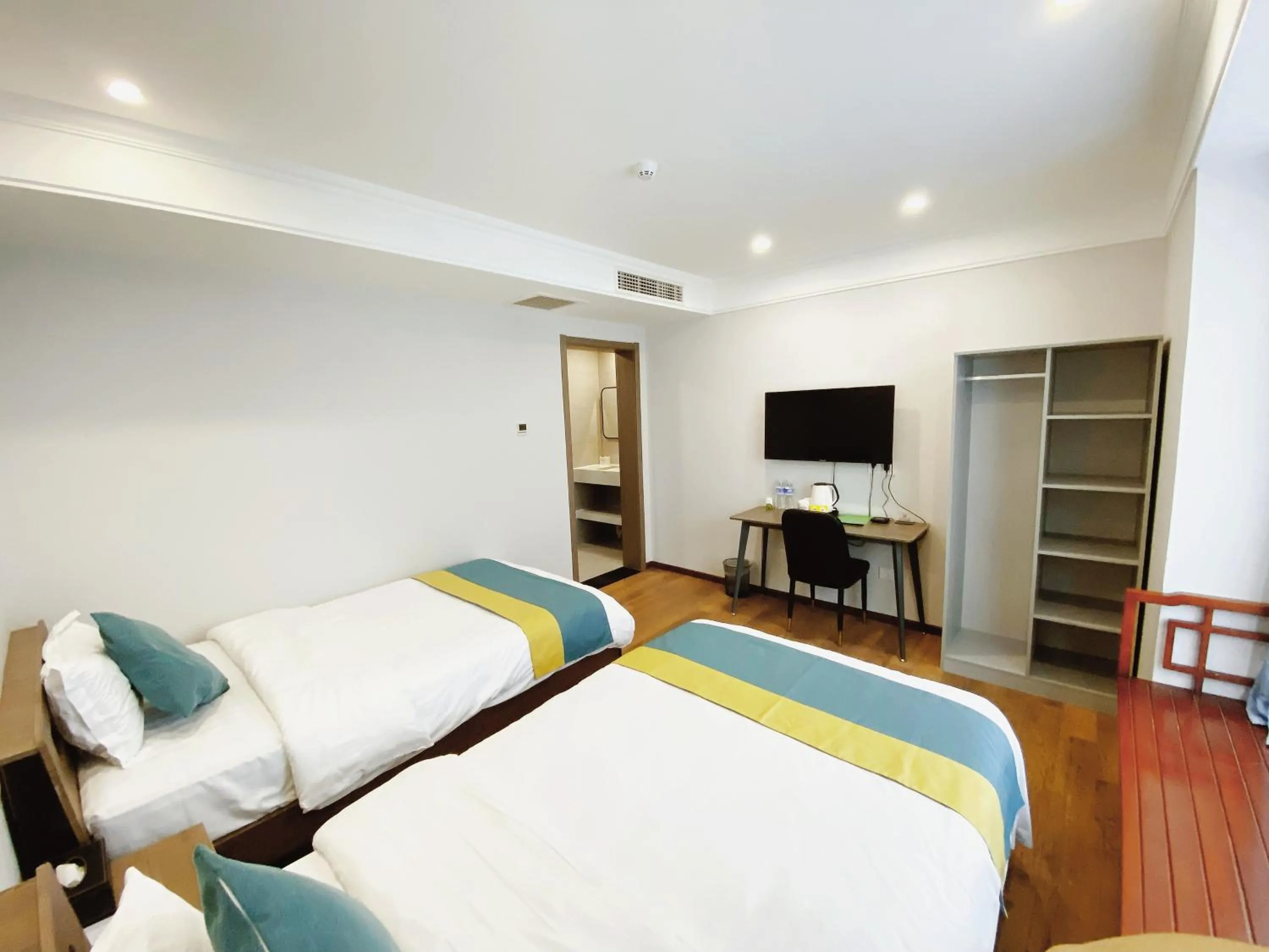 Bedroom, Bed in Beijing RJ Brown city center hotel Forbidden City &Tian'anmen Square ,Near Subway line 8, 3min walk to Temple of Heaven, English Speaking reception , Laundry service ,Free wifi ,Oneday tour to Greatwall