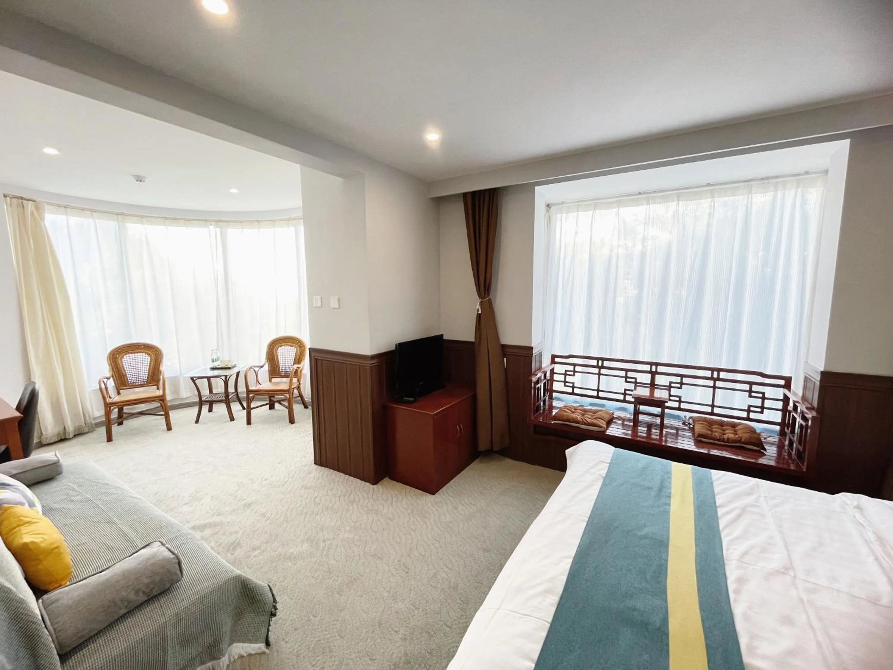 Photo of the whole room, Bed in Beijing RJ Brown city center hotel Forbidden City &Tian'anmen Square ,Near Subway line 8, 3min walk to Temple of Heaven, English Speaking reception , Laundry service ,Free wifi ,Oneday tour to Greatwall