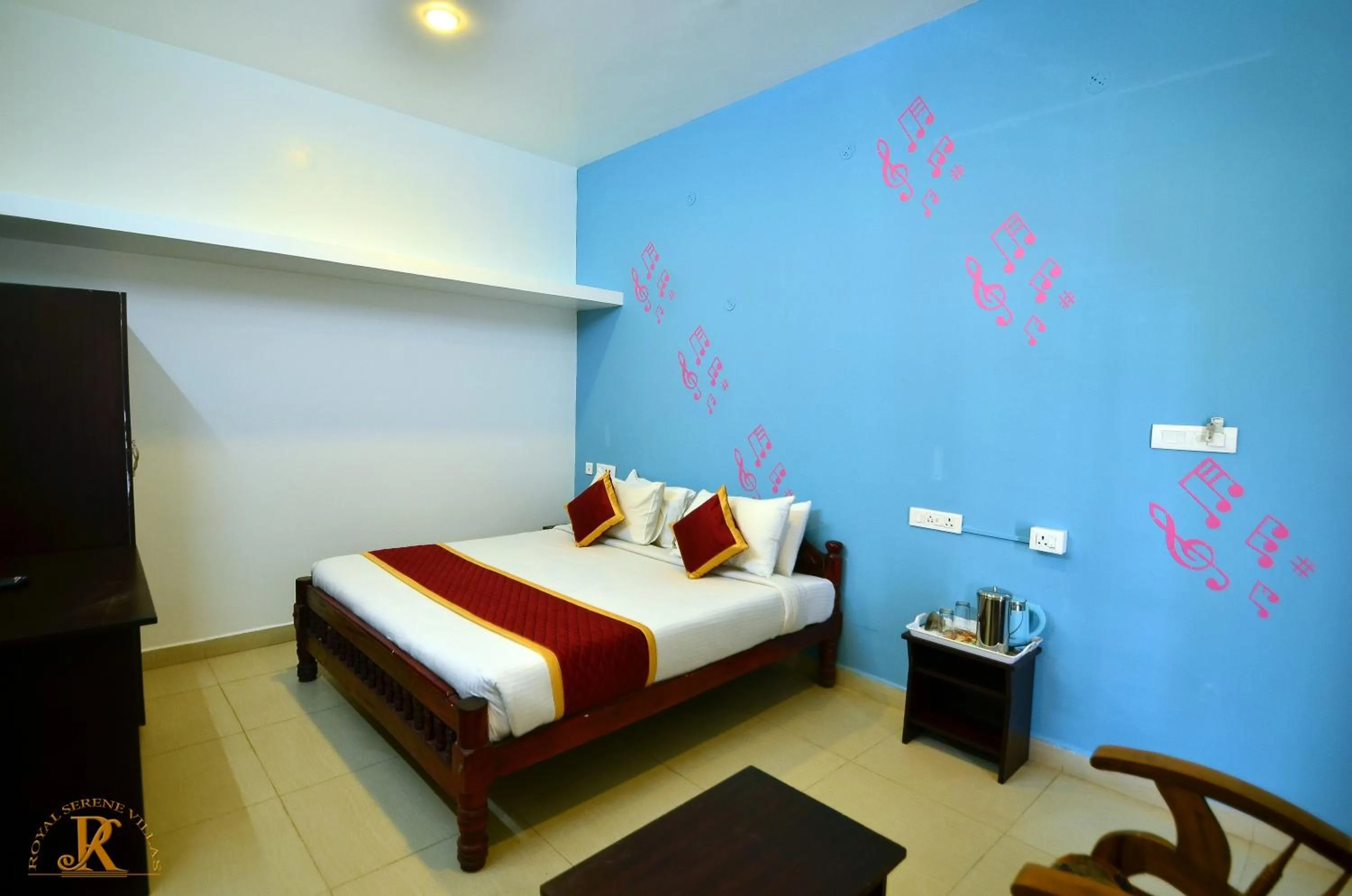 Bed in Royal Serene Villas