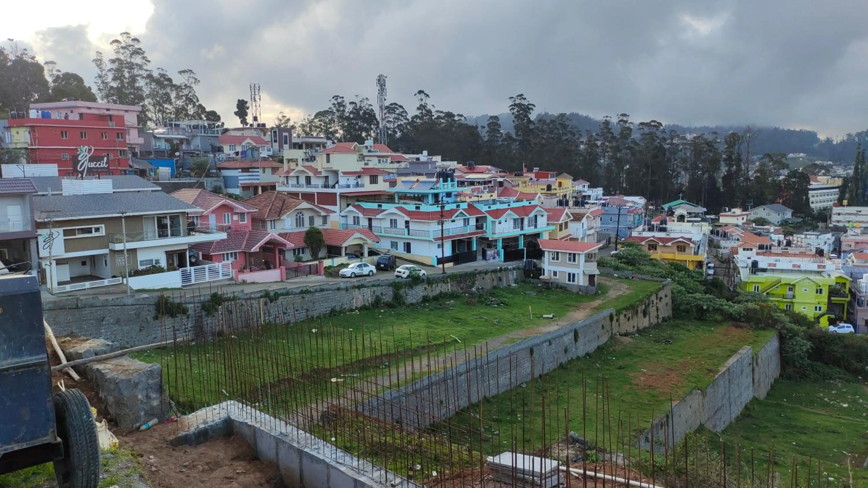 Neighbourhood in Royal Serene Villas