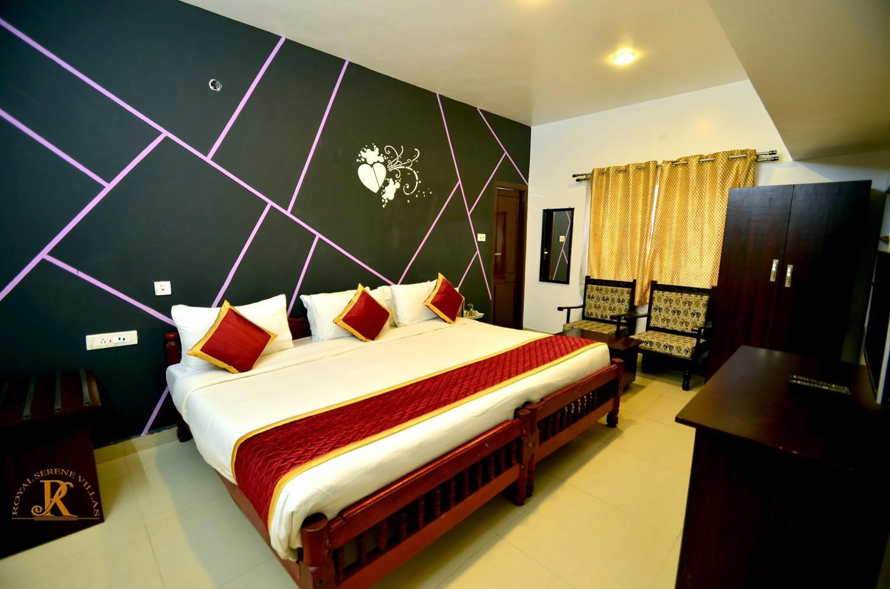 Photo of the whole room, Bed in Royal Serene Villas