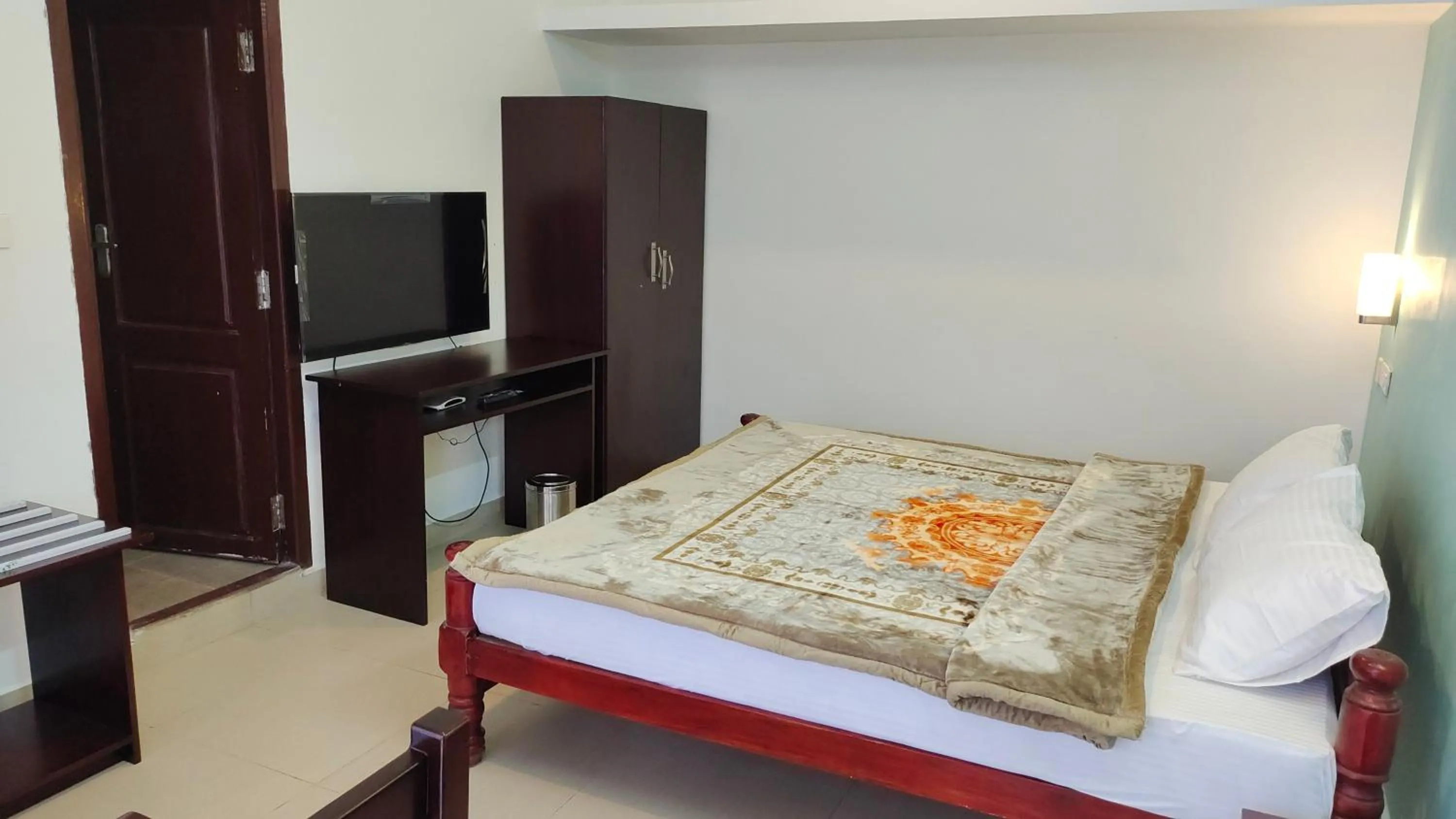Photo of the whole room, Bed in Royal Serene Villas