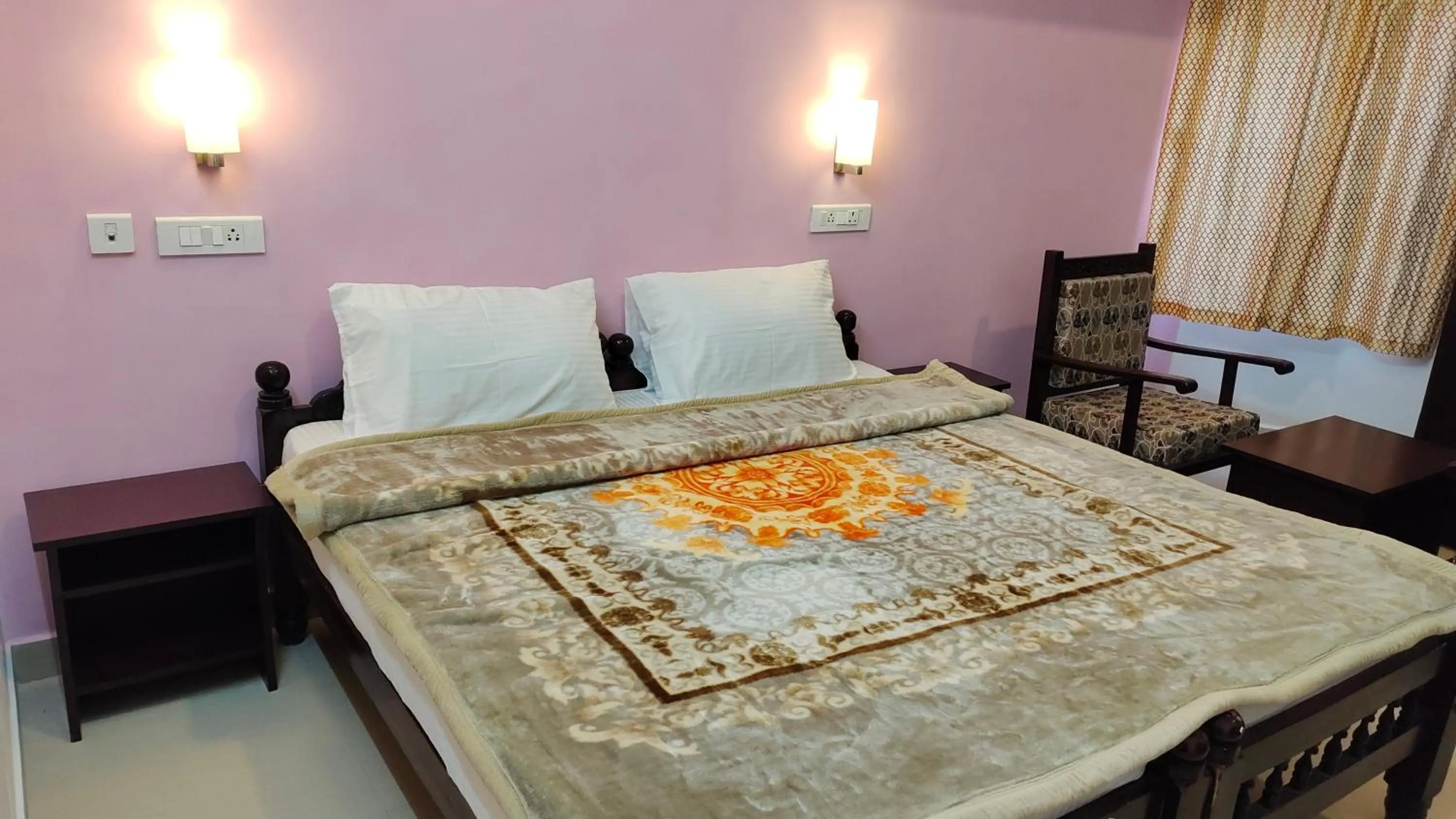 Bed in Royal Serene Villas