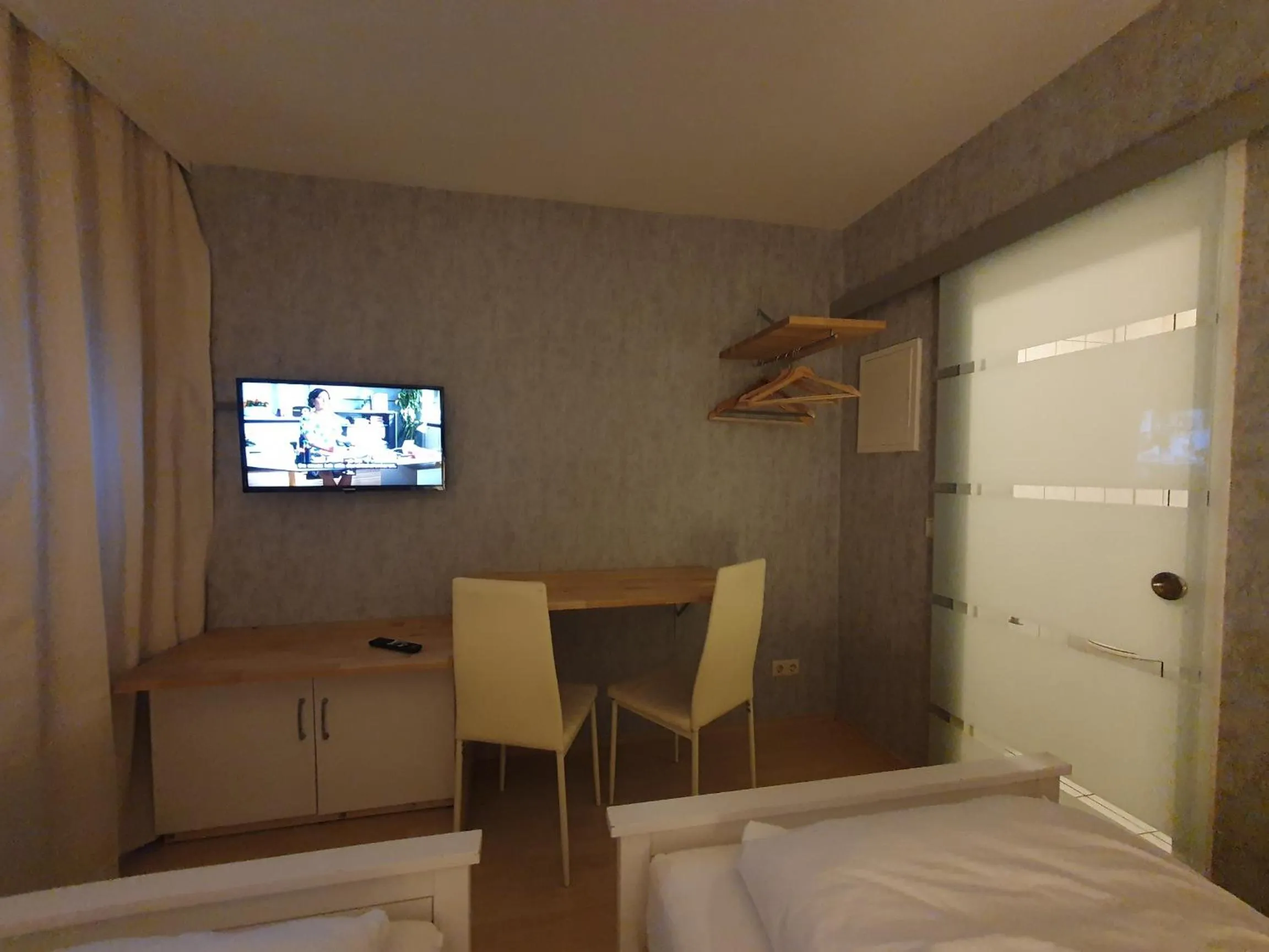 Photo of the whole room, Bed in CityPark Hotel