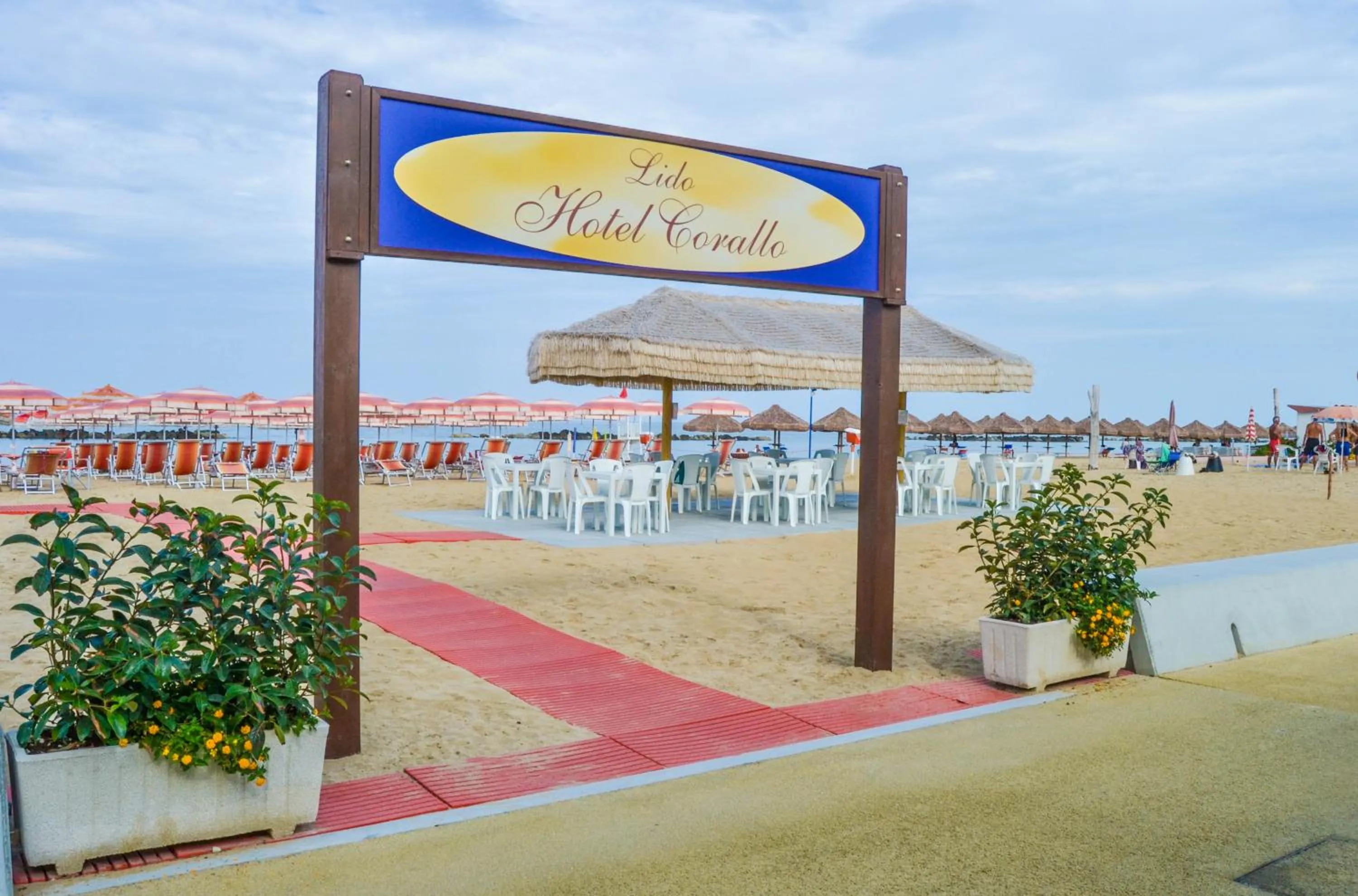 Beach in Hotel Corallo
