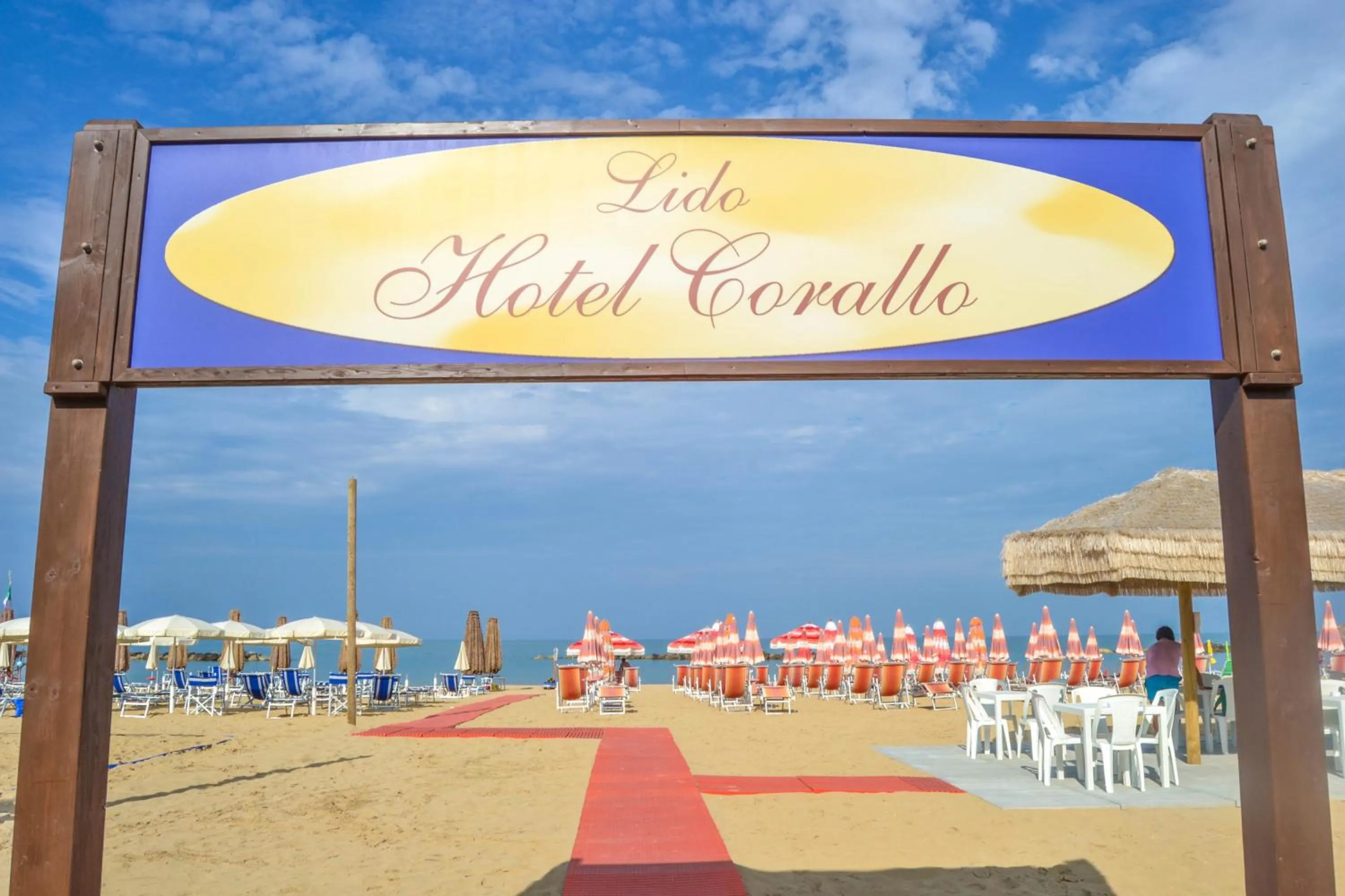 Beach in Hotel Corallo