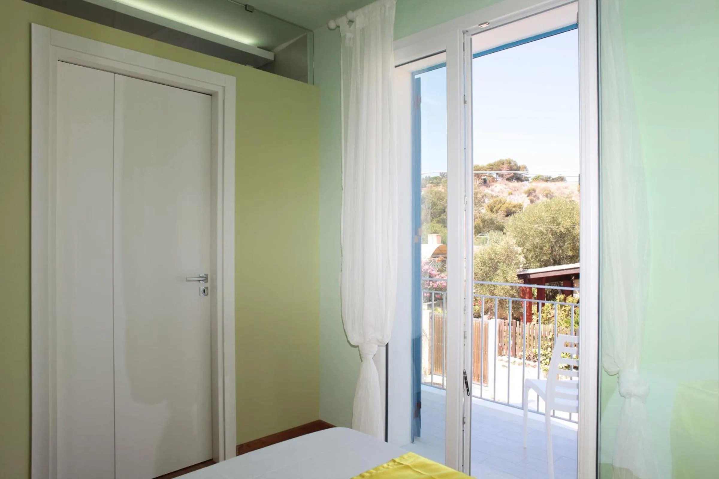 Balcony/Terrace in Rivazzurra Design Rooms