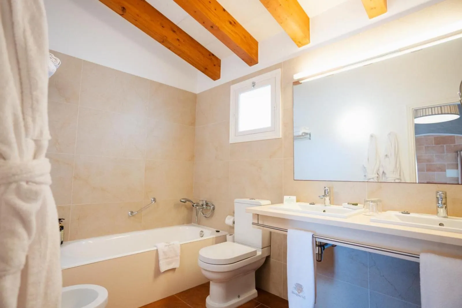 Bathroom in Hotel Rural Binigaus Vell