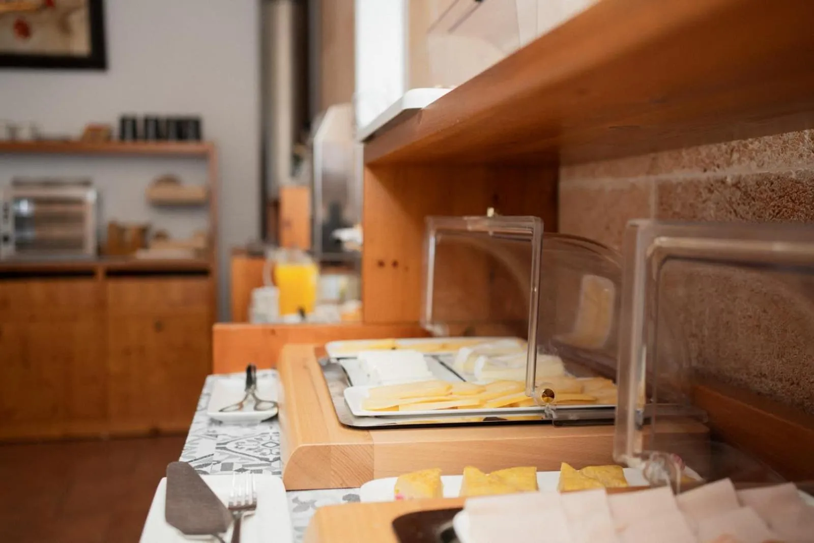 Buffet breakfast in Hotel Rural Binigaus Vell