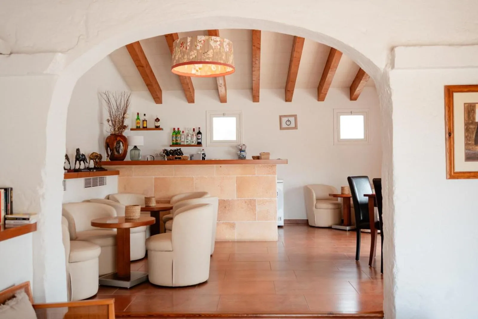 Lounge or bar in Hotel Rural Binigaus Vell