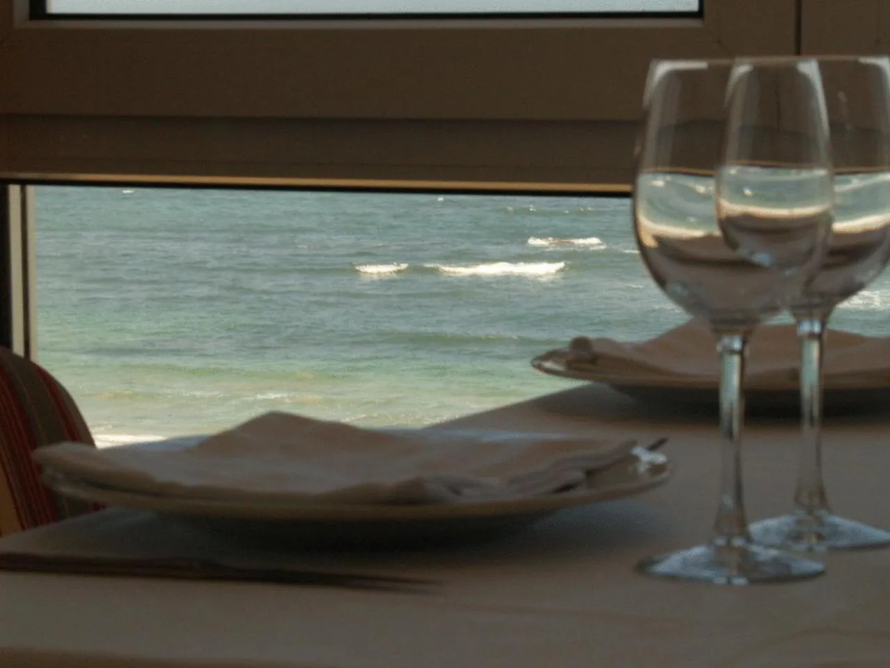 Restaurant/places to eat in Hotel Josein