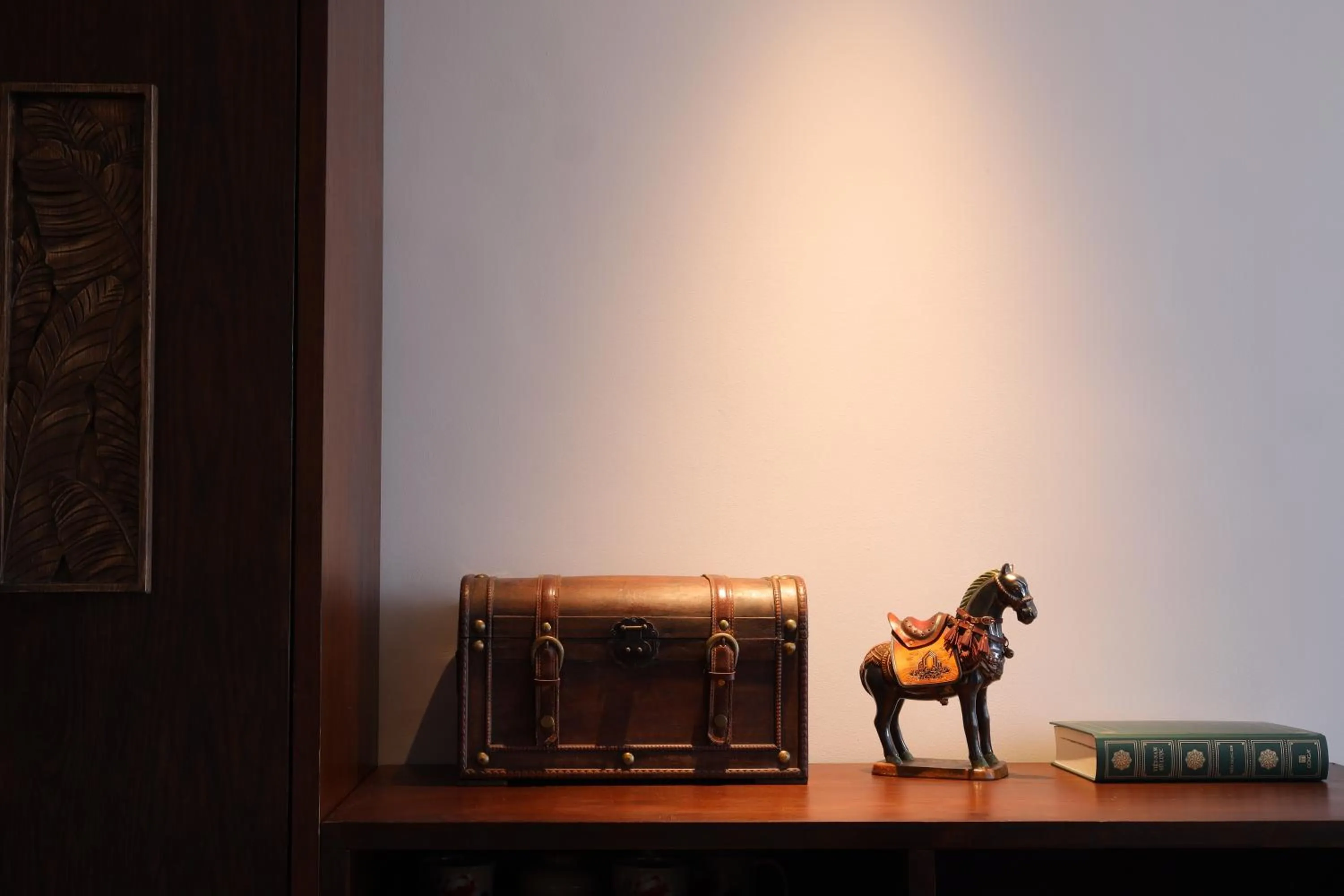 Decorative detail in Cochin Sang Hotel