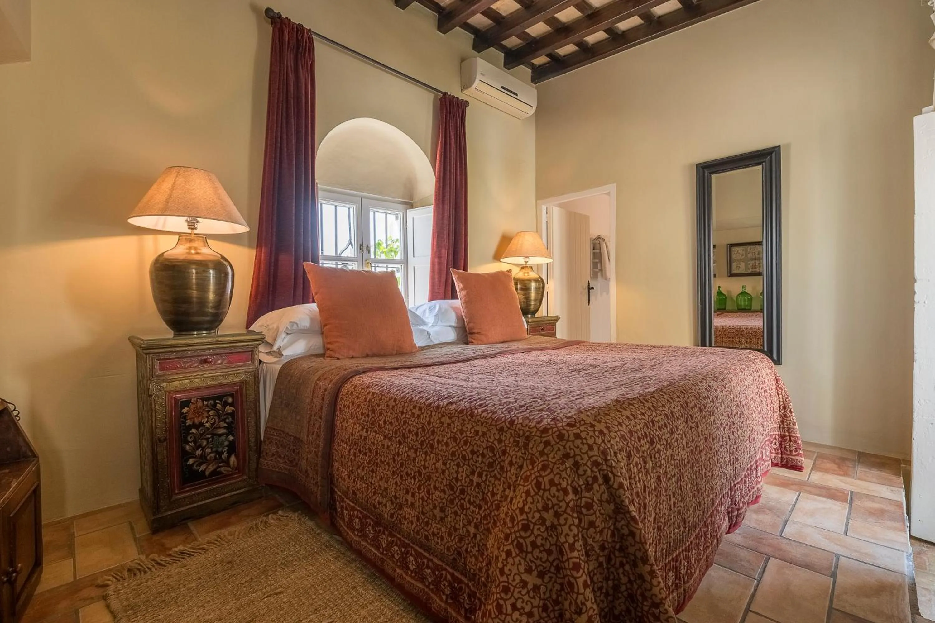 Bedroom, Bed in Hotel La Casa del Califa