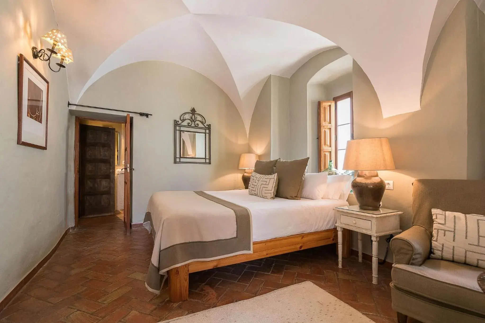 Superior Suite in Hotel La Casa del Califa Superior Suite in Hotel La Casa del Califa