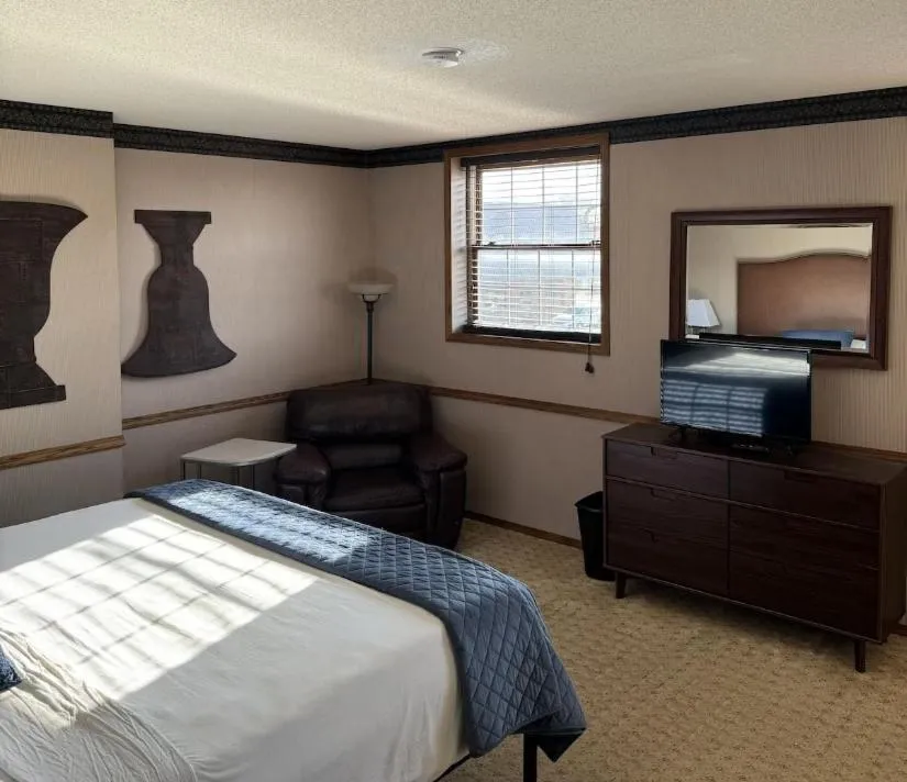 Bed in Fenway House Hotel