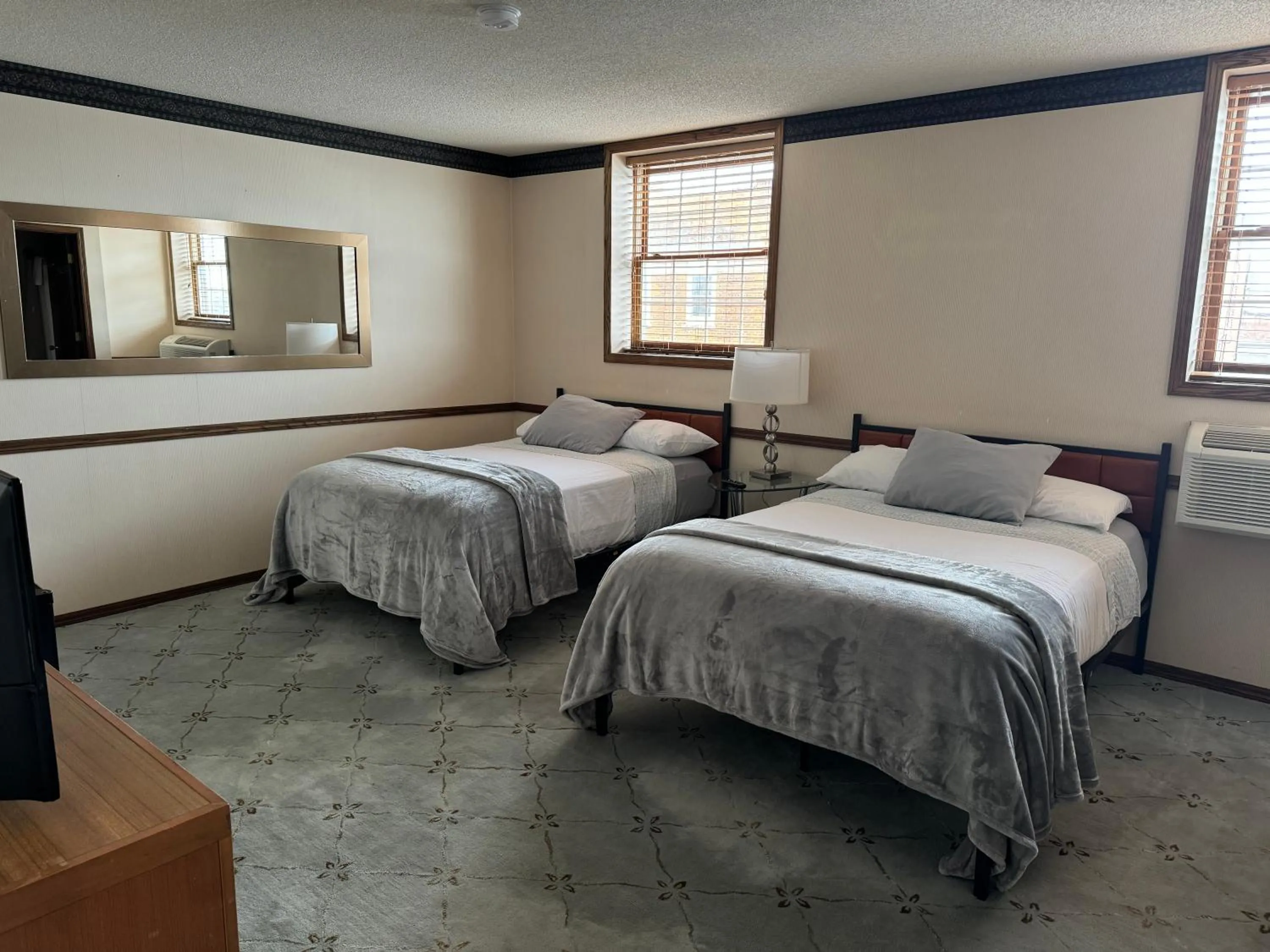 Bed in Fenway House Hotel