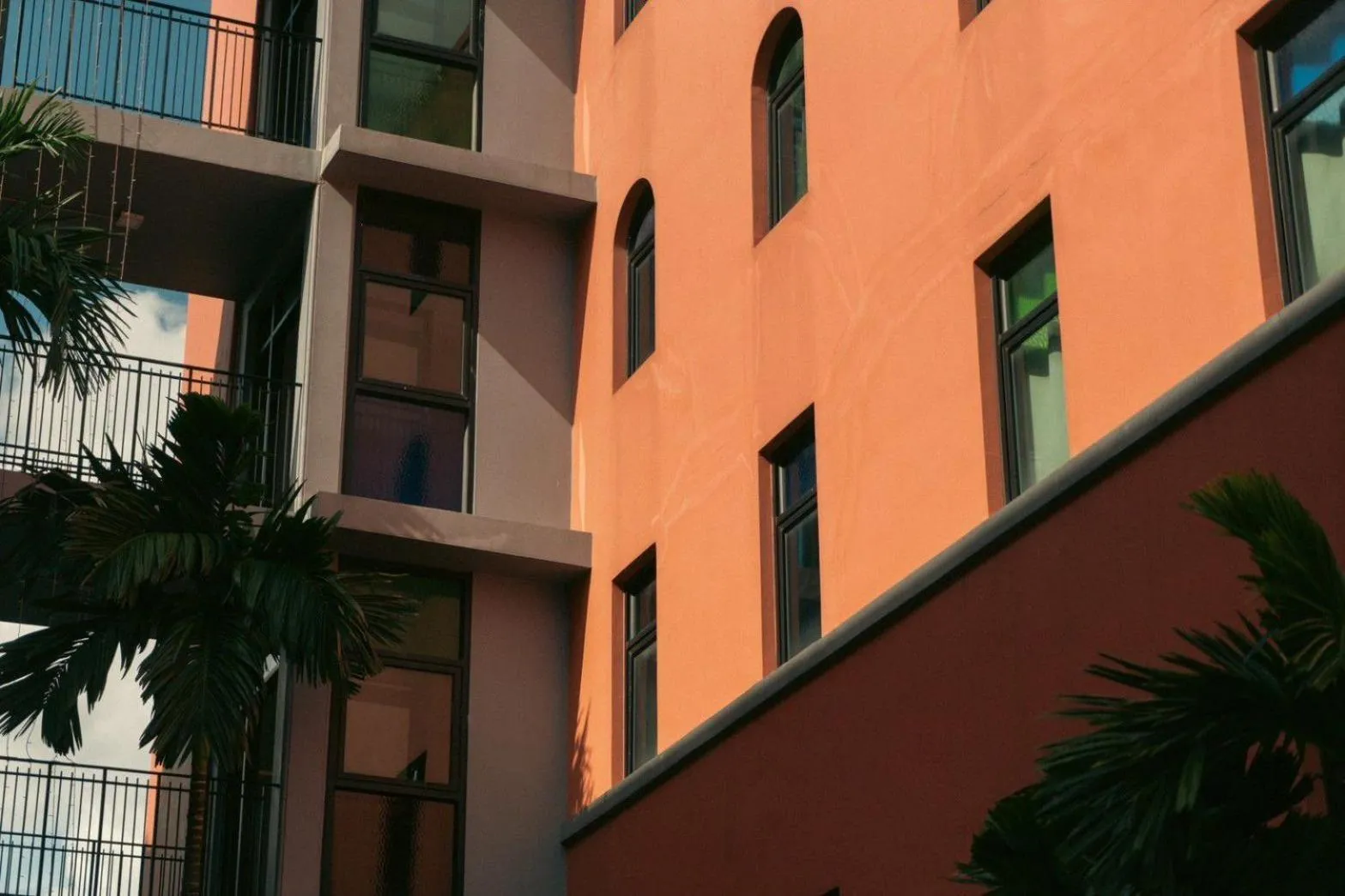 Property building in Baansuanprannok Hotel