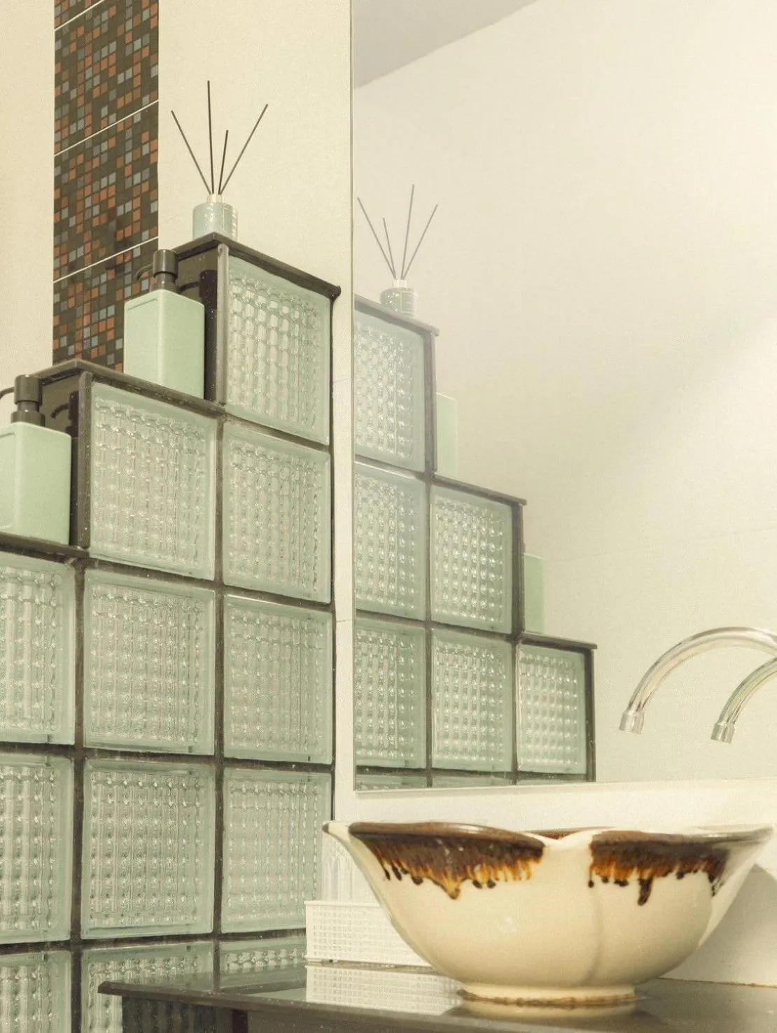 Bathroom in Baansuanprannok Hotel