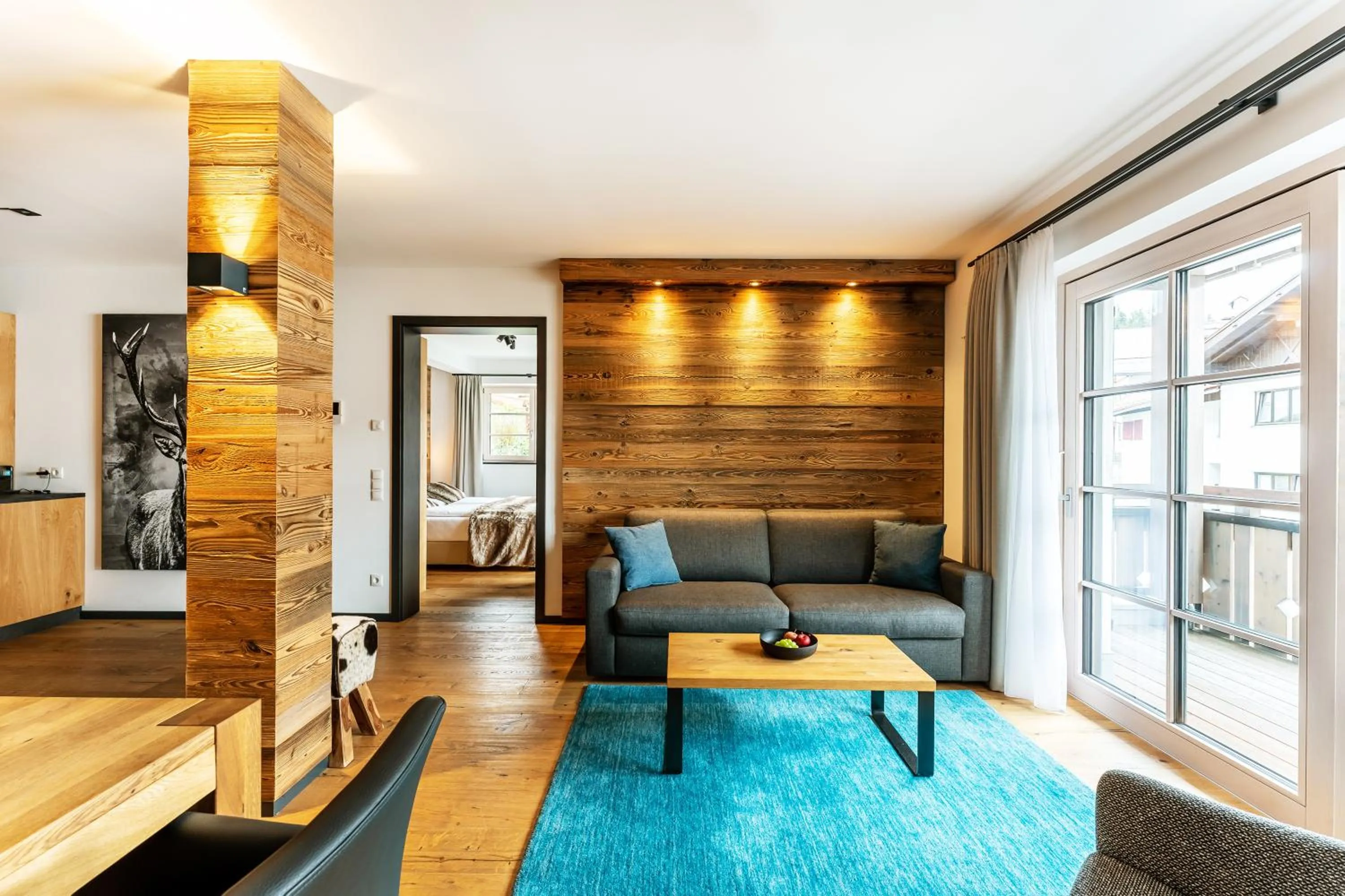 Seating area in Hotel Bayerischer Hof